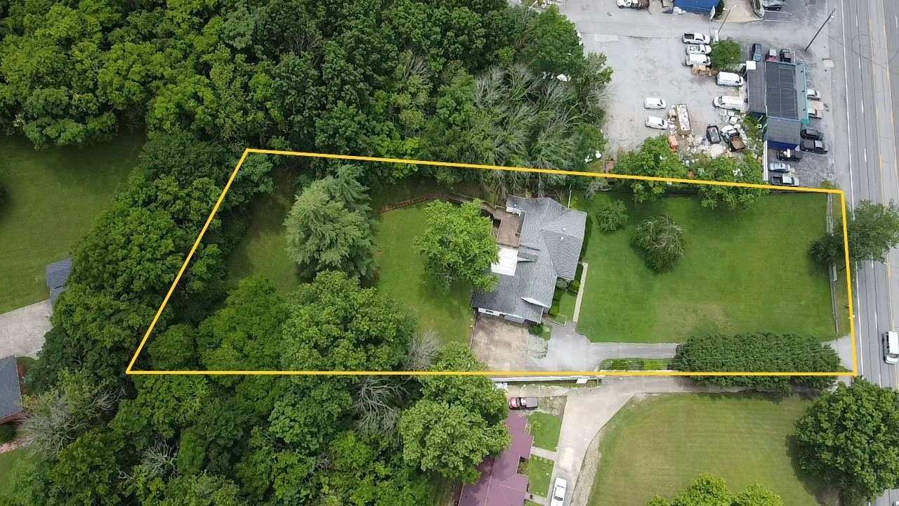 1332 S Dickerson Rd