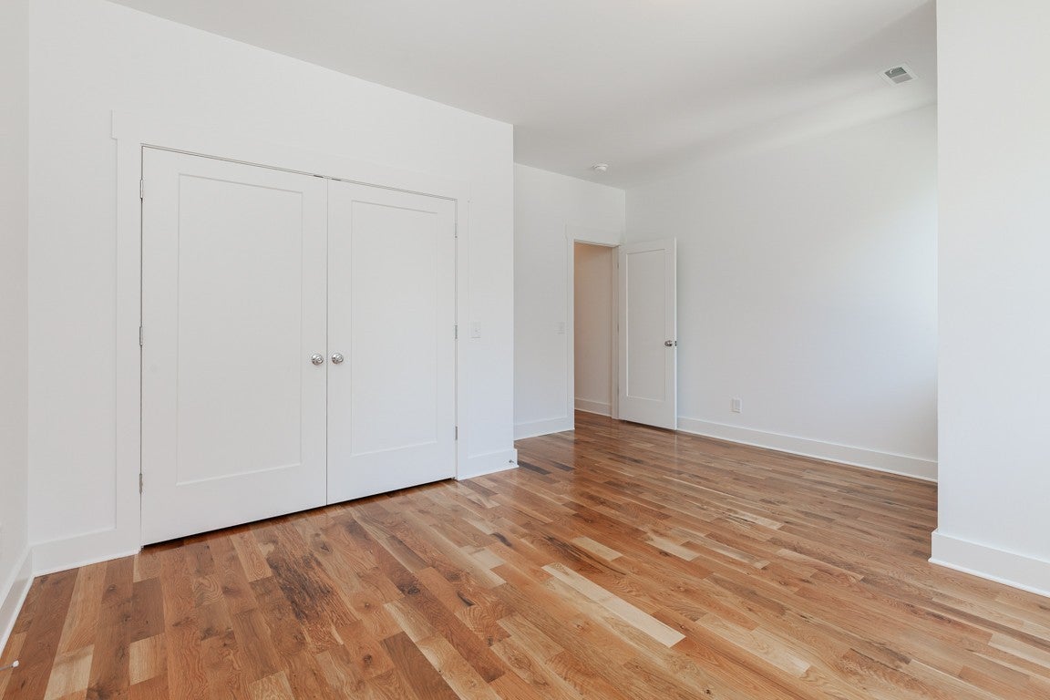799 Fairwin Av