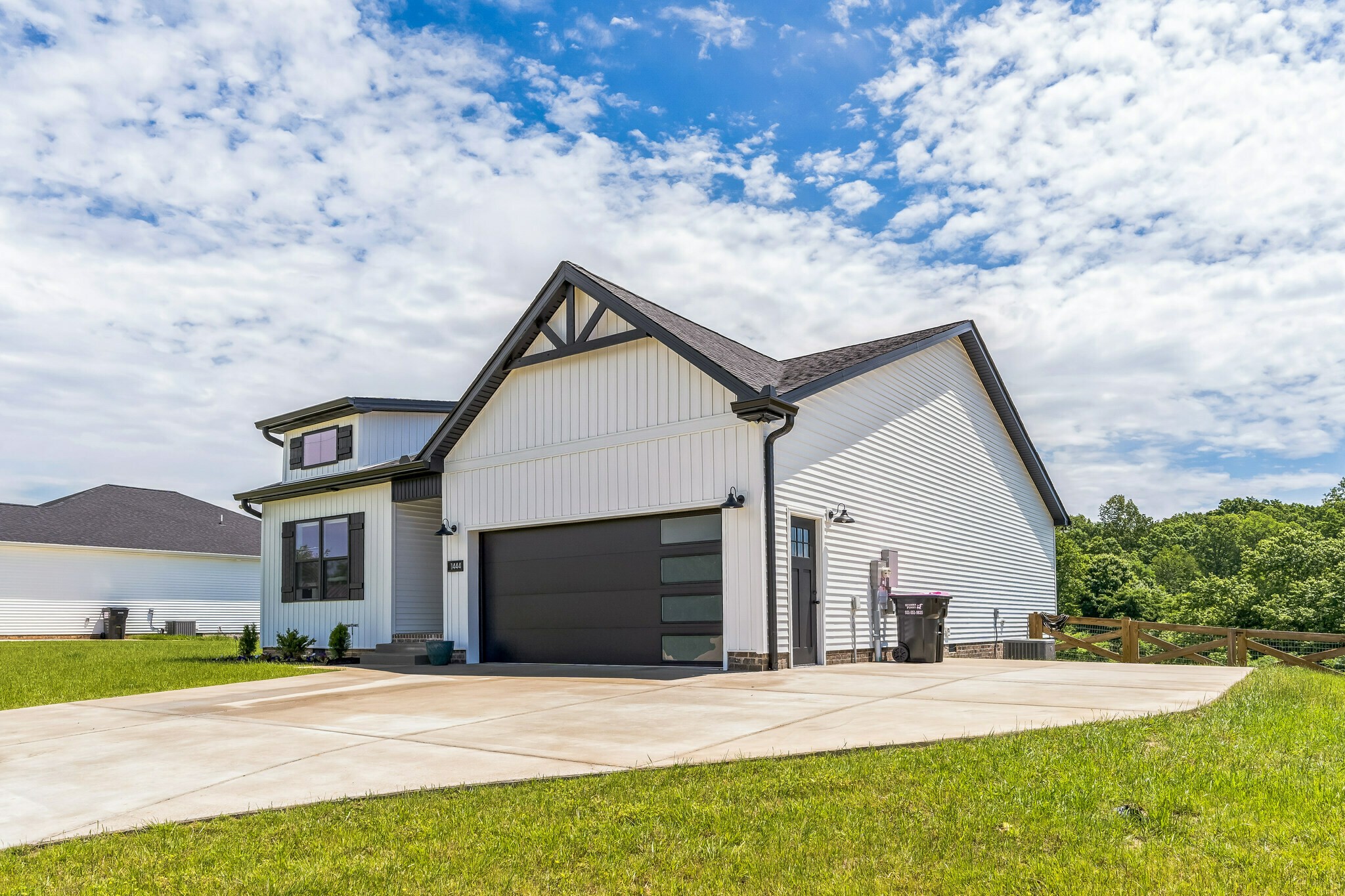 1444 Angus Way