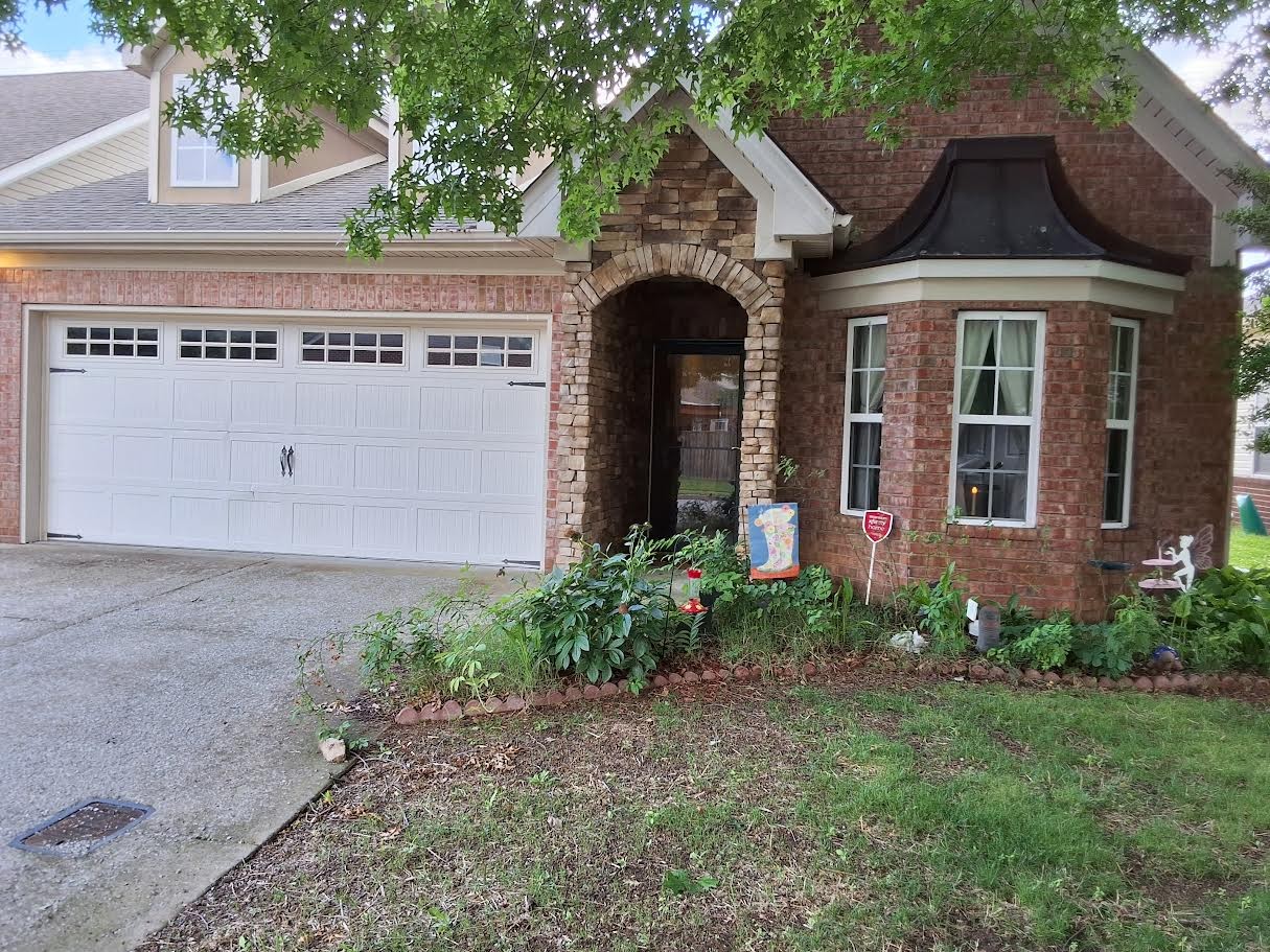 1417 Bending River Dr