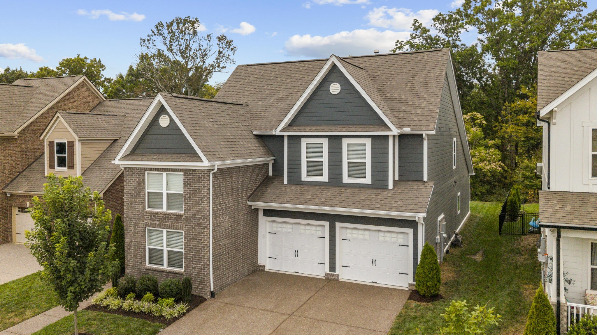 4112 Flowing Creek Dr