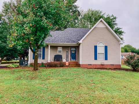 102 Tyler Dr Portland TN 37148