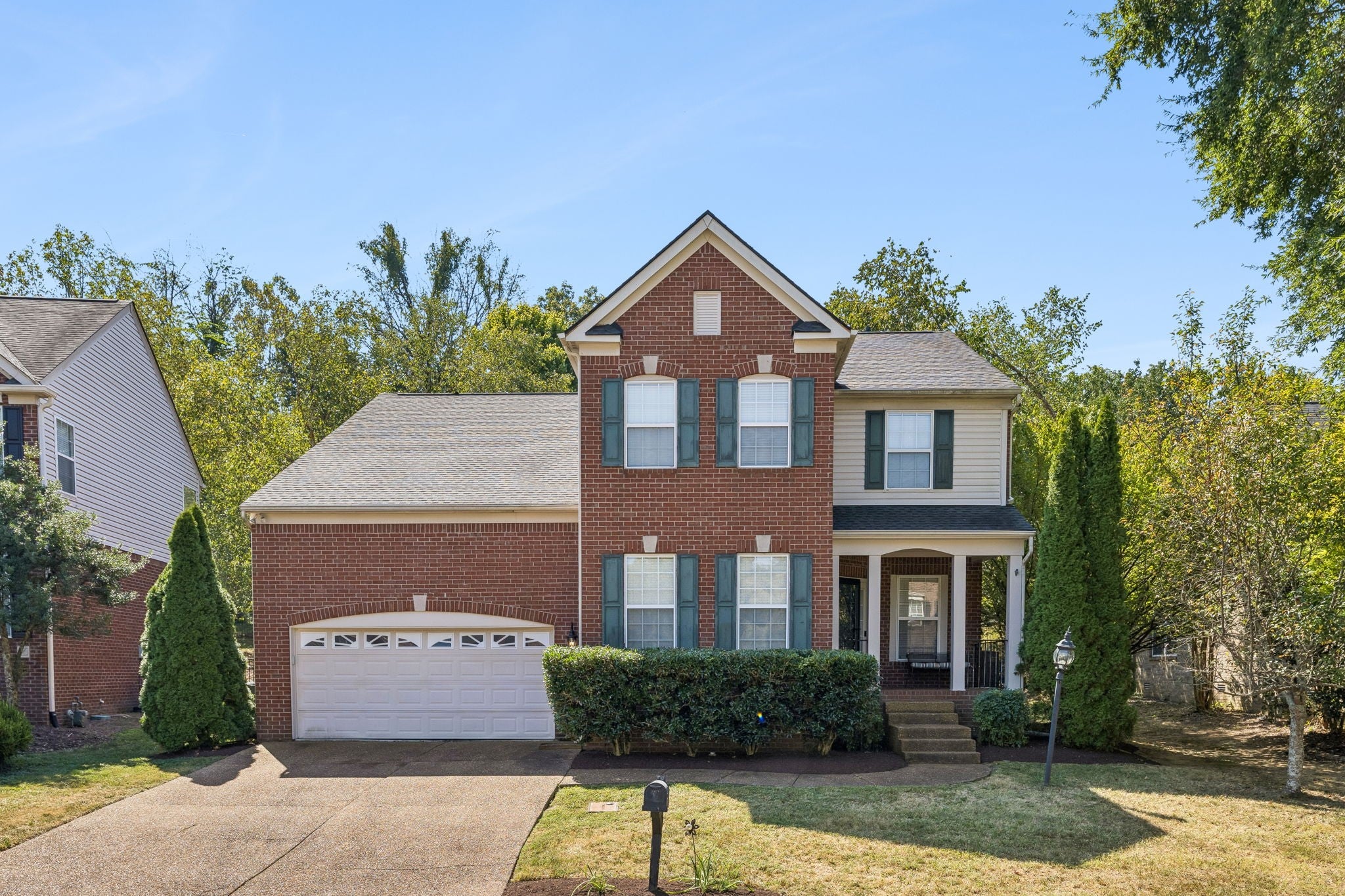 4-bed listing at 821 Holt Grove Ct, Nashville