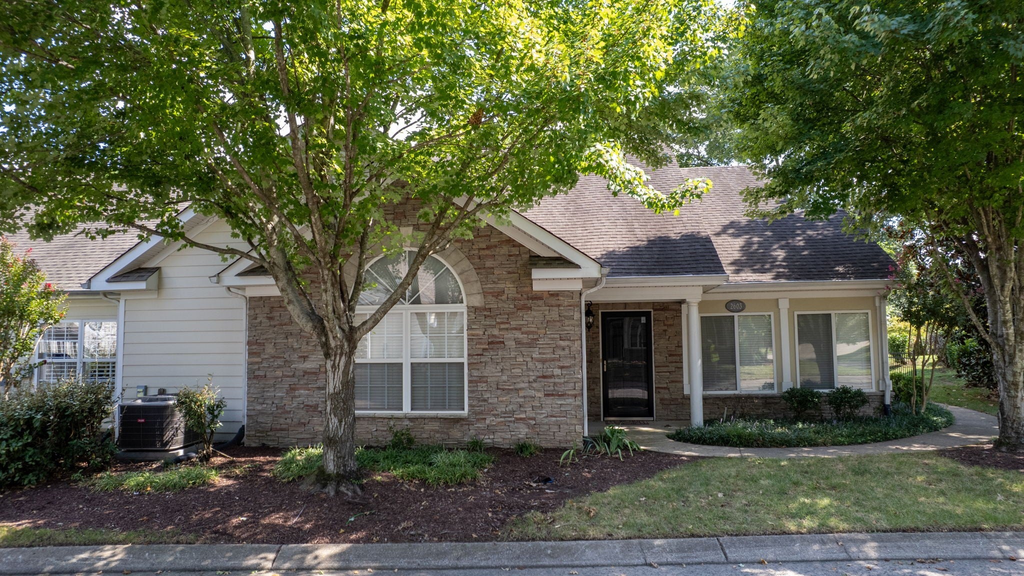 825 Browns Ln #2603