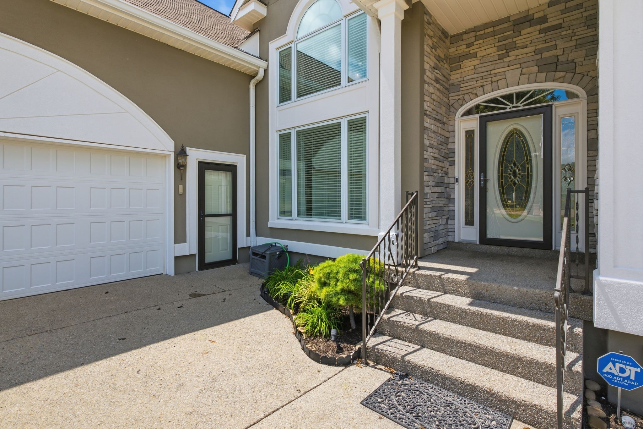 104 Clearview Ct