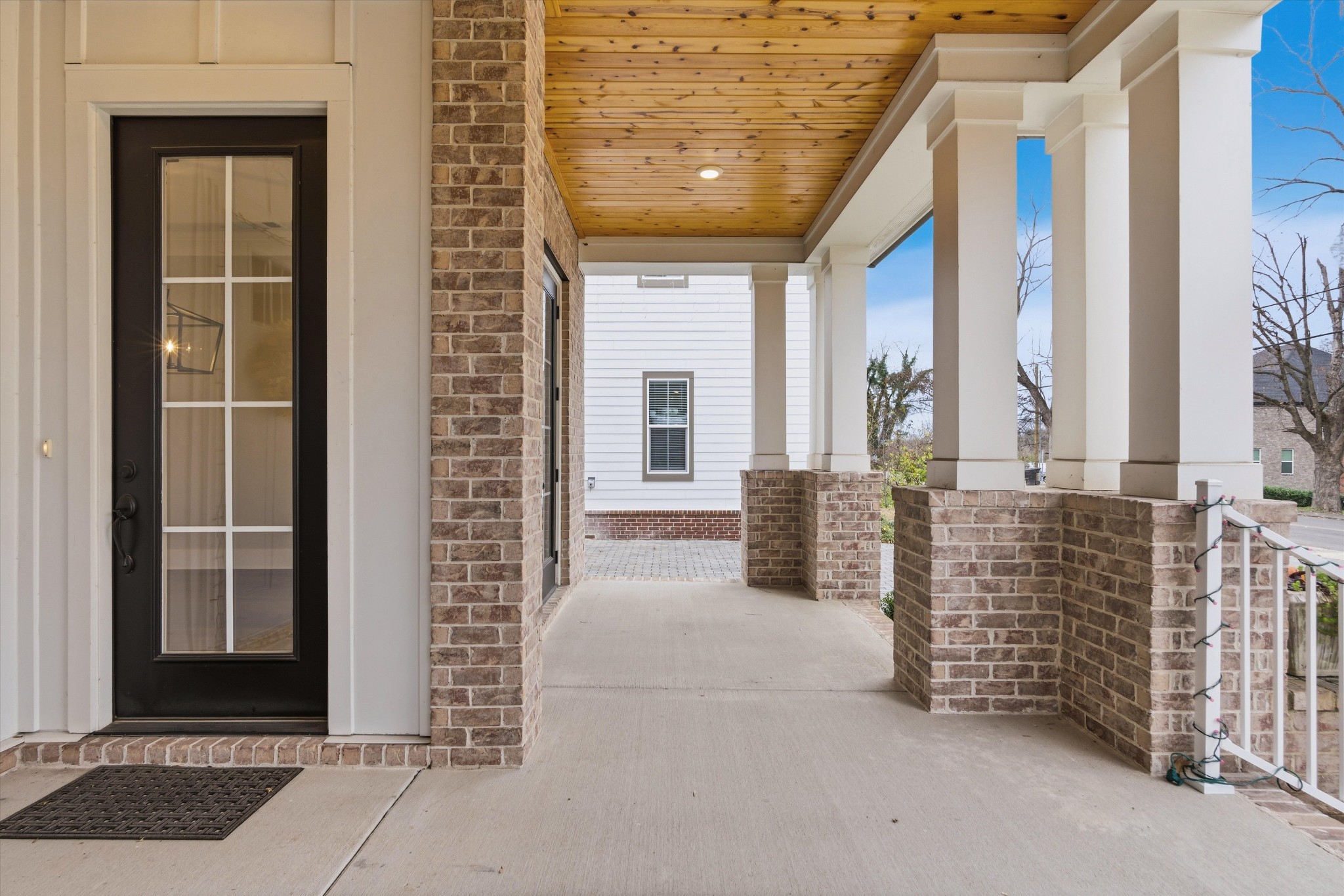 207 Fairground St 102