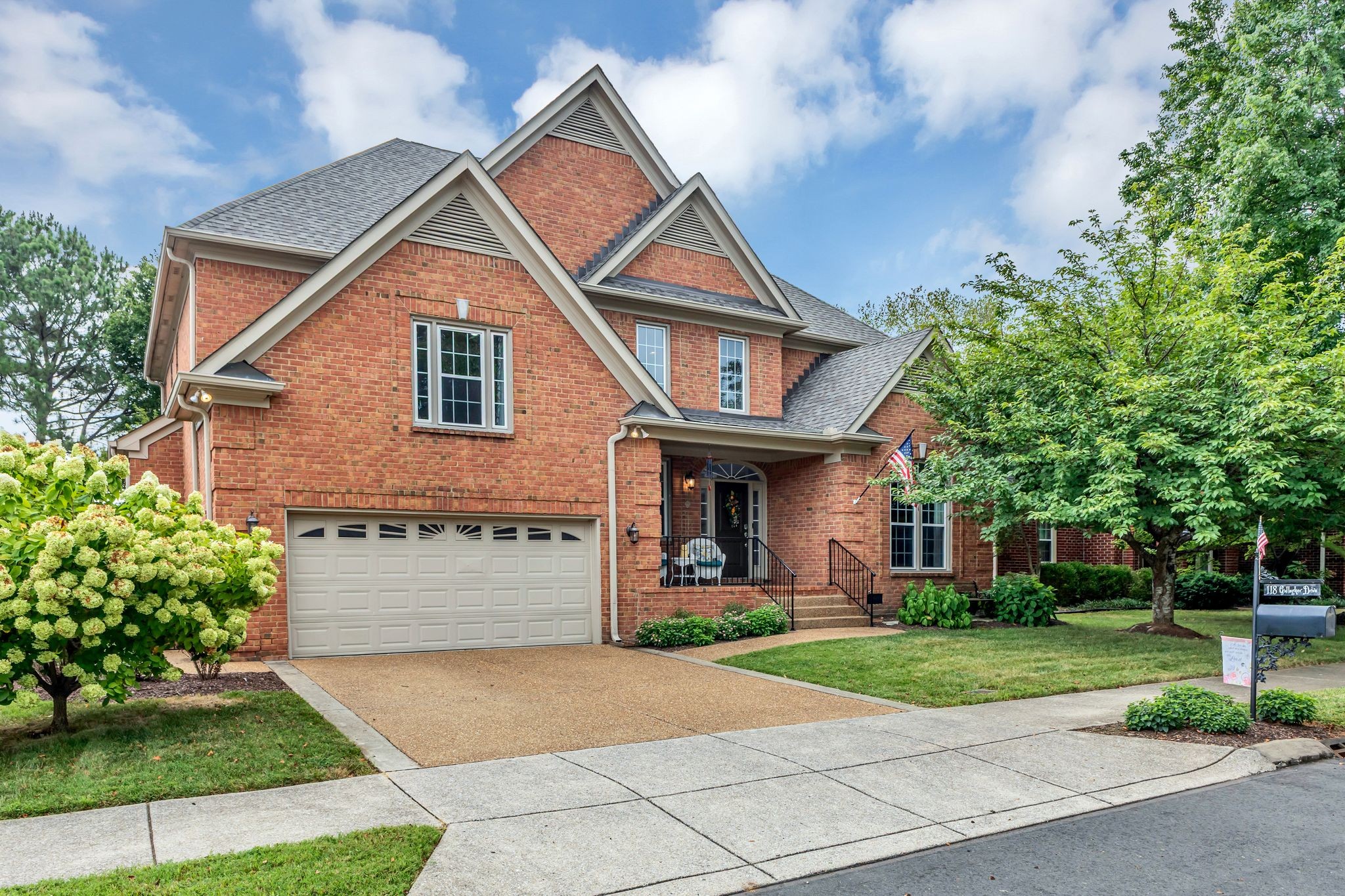 118 Gallagher Dr