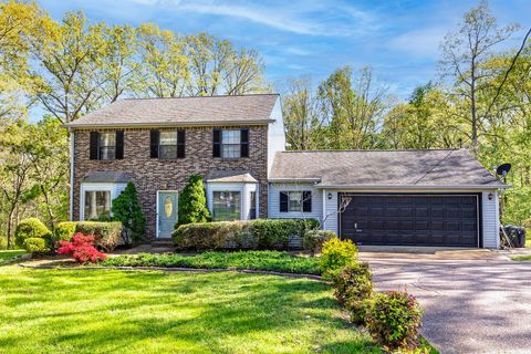 1395 Dogwood Dr Erin TN 37061
