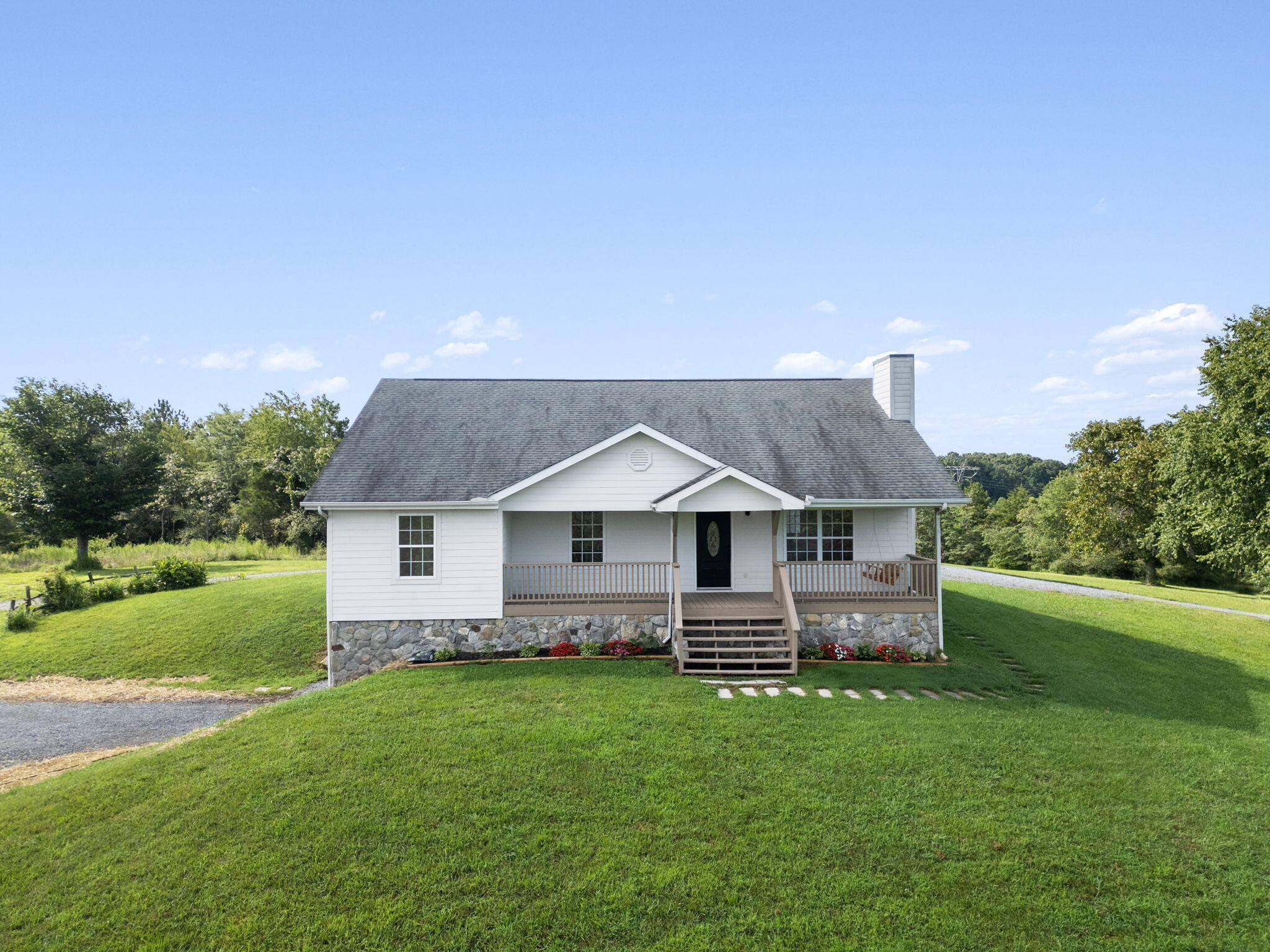 7421 Rabbit Lane