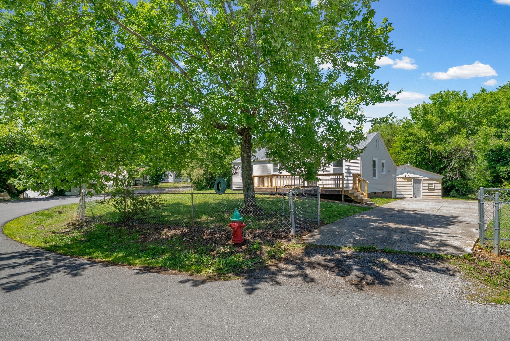 19 Chestnut Dr