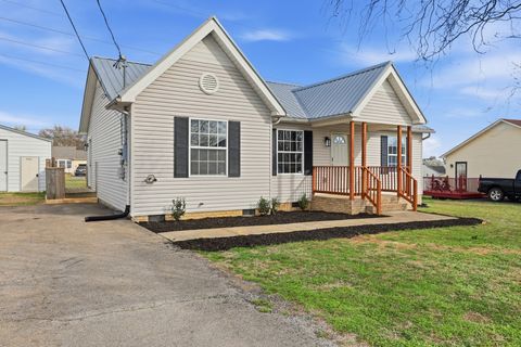 1612 Baucom Dr Columbia TN 38401