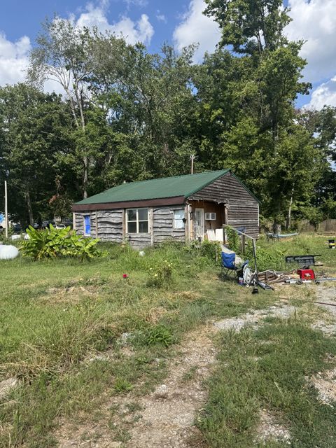 4180 Pembroke Fairview Rd Pembroke KY 42266