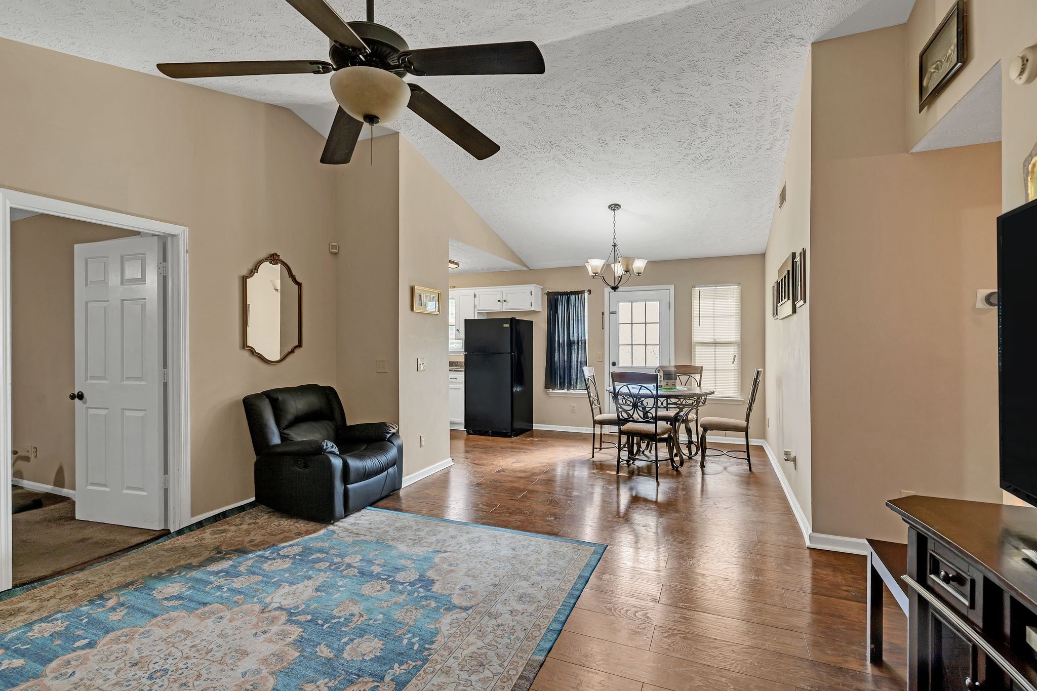 290 Old Nashville Hwy