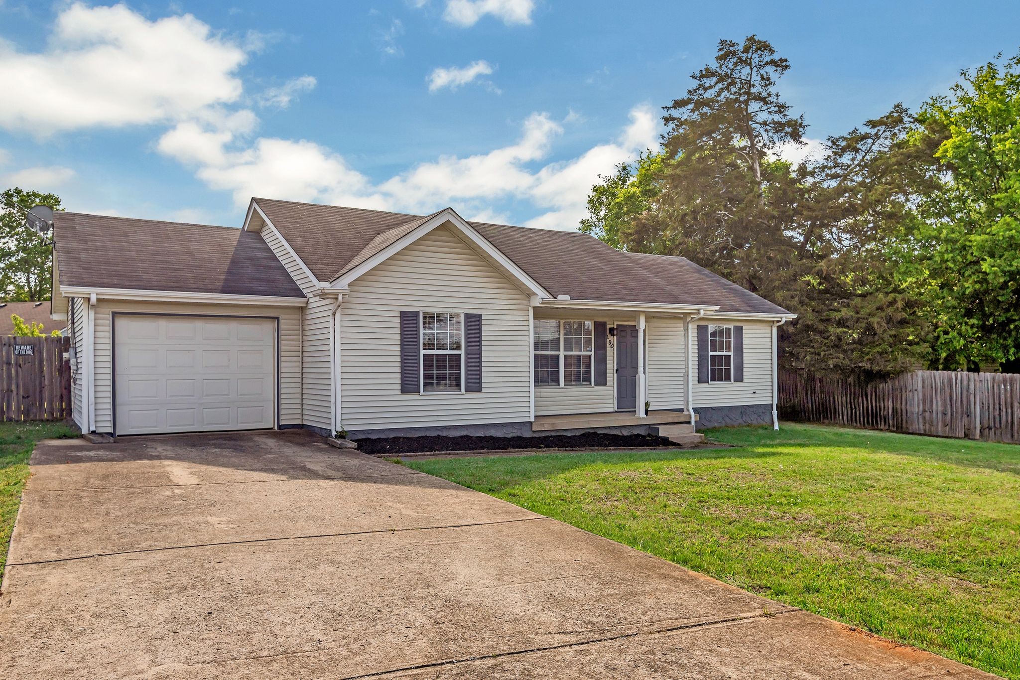 290 Old Nashville Hwy