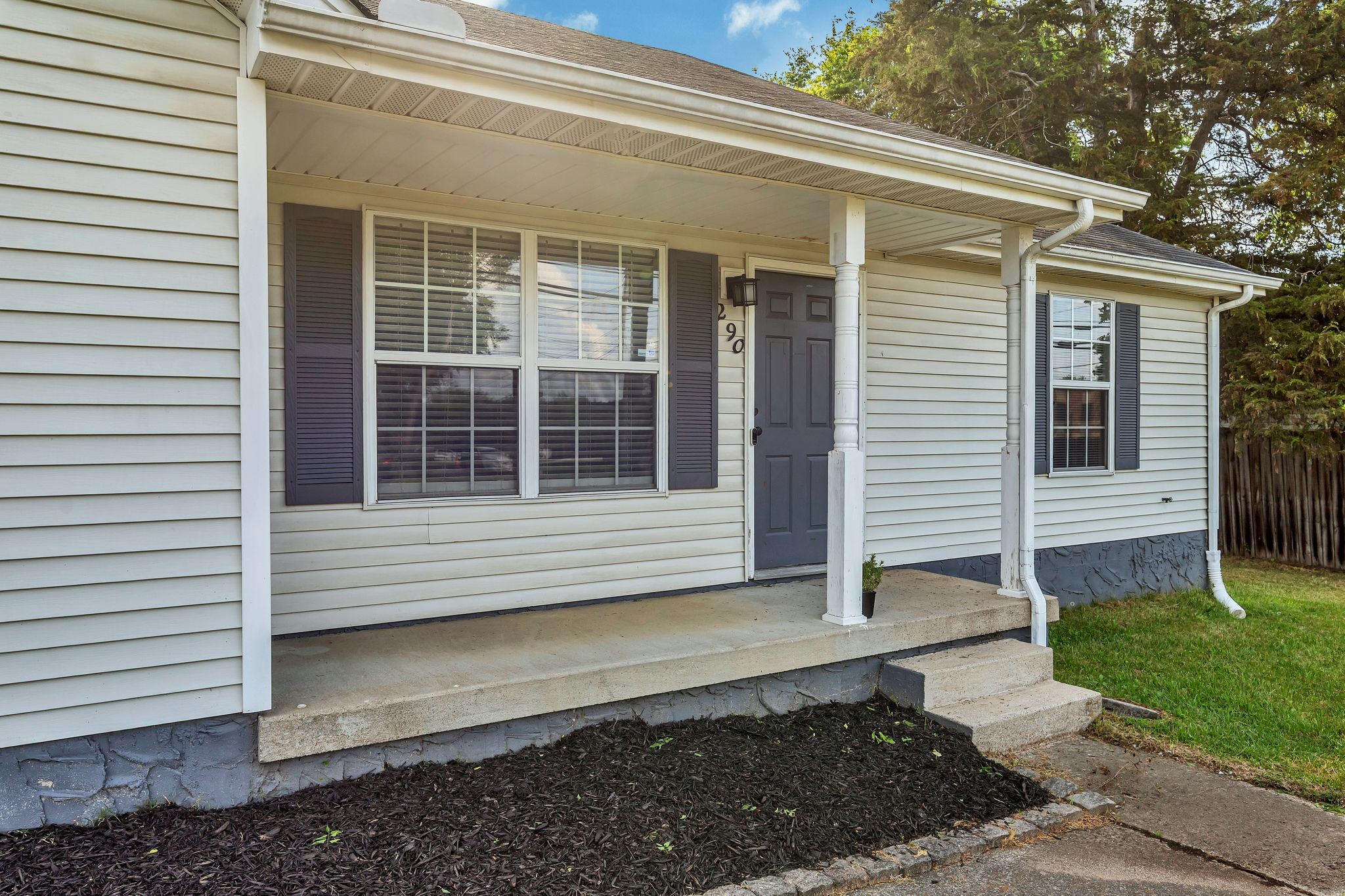 290 Old Nashville Hwy