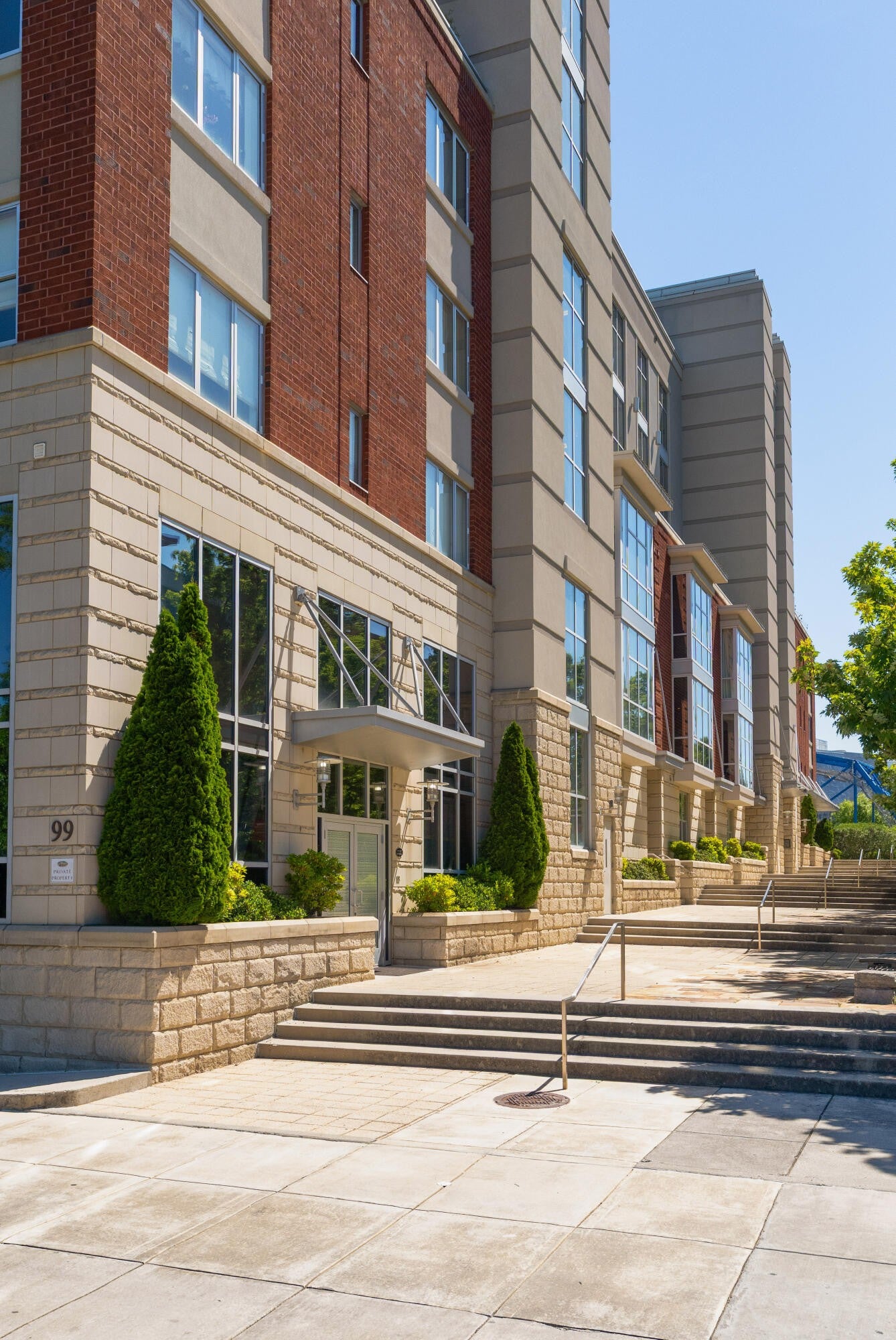 99 Walnut Street 103