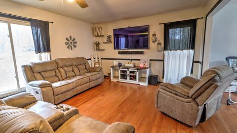 129 Bagsby Hill Ln Dover TN 37058