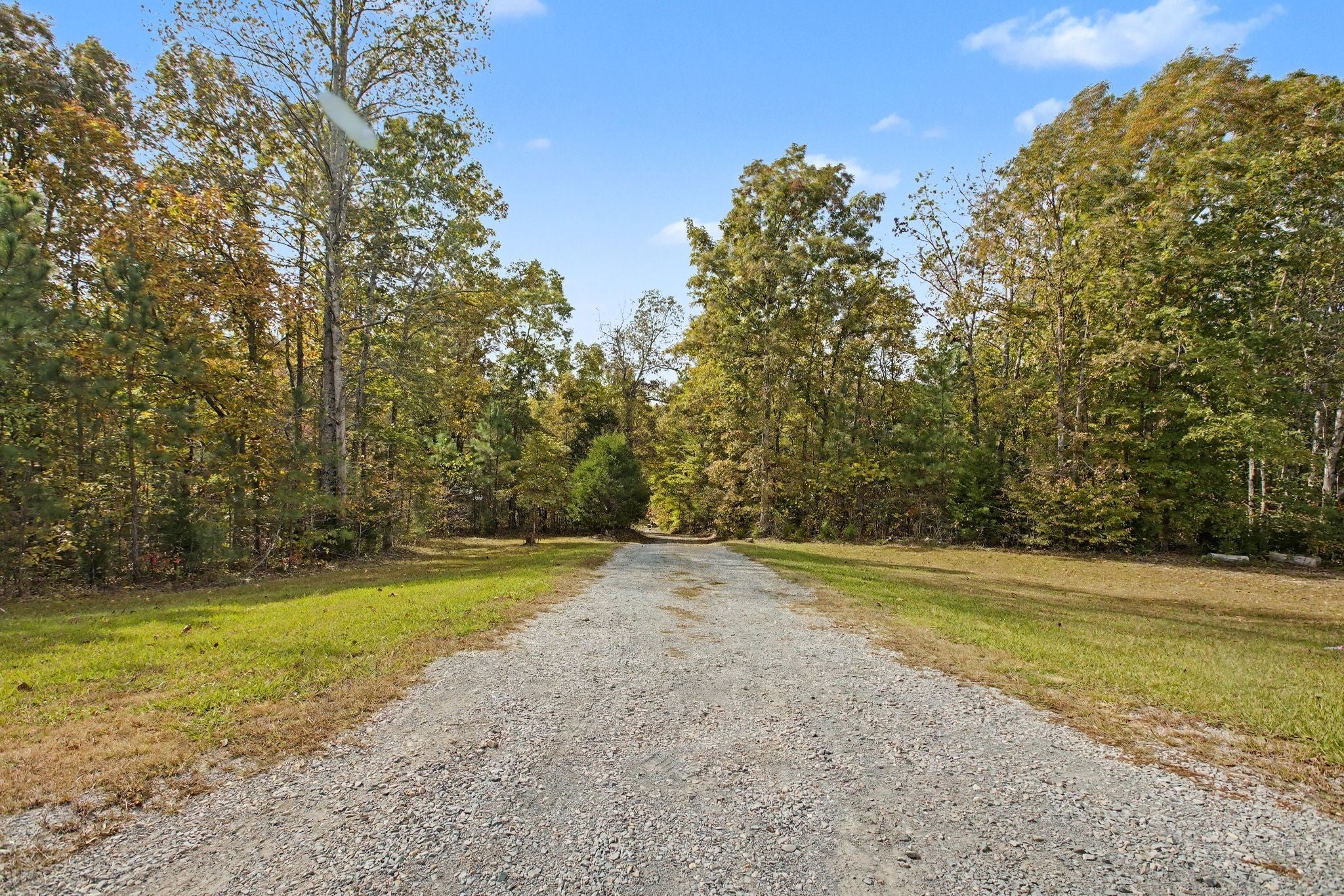 10878 Highway 7