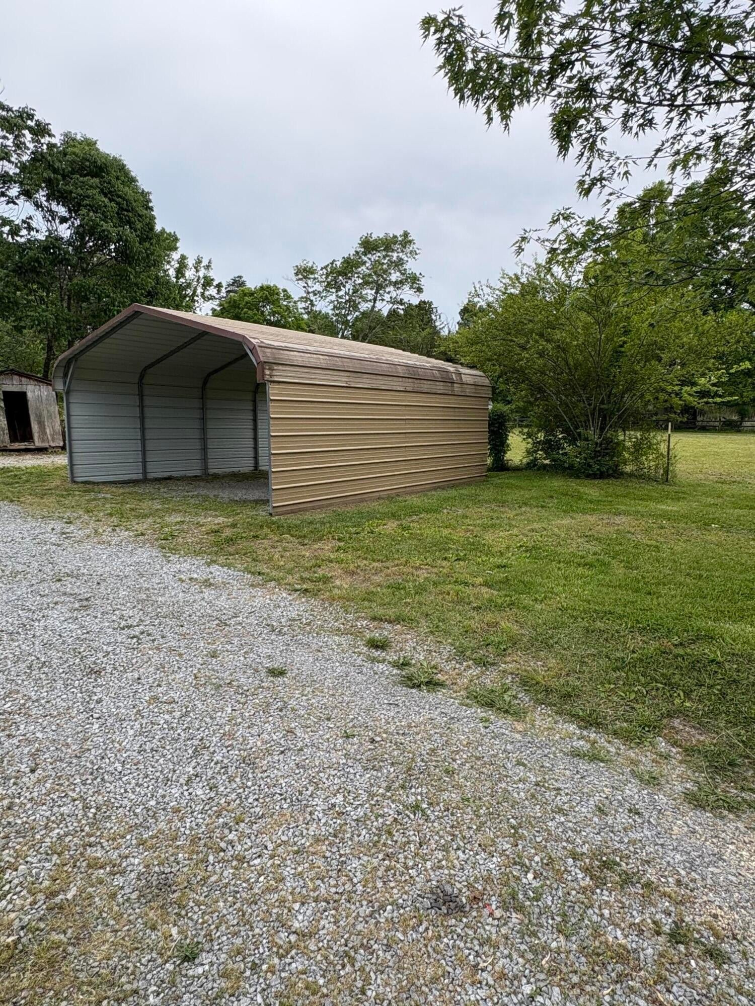 1117 Bledsoe Road