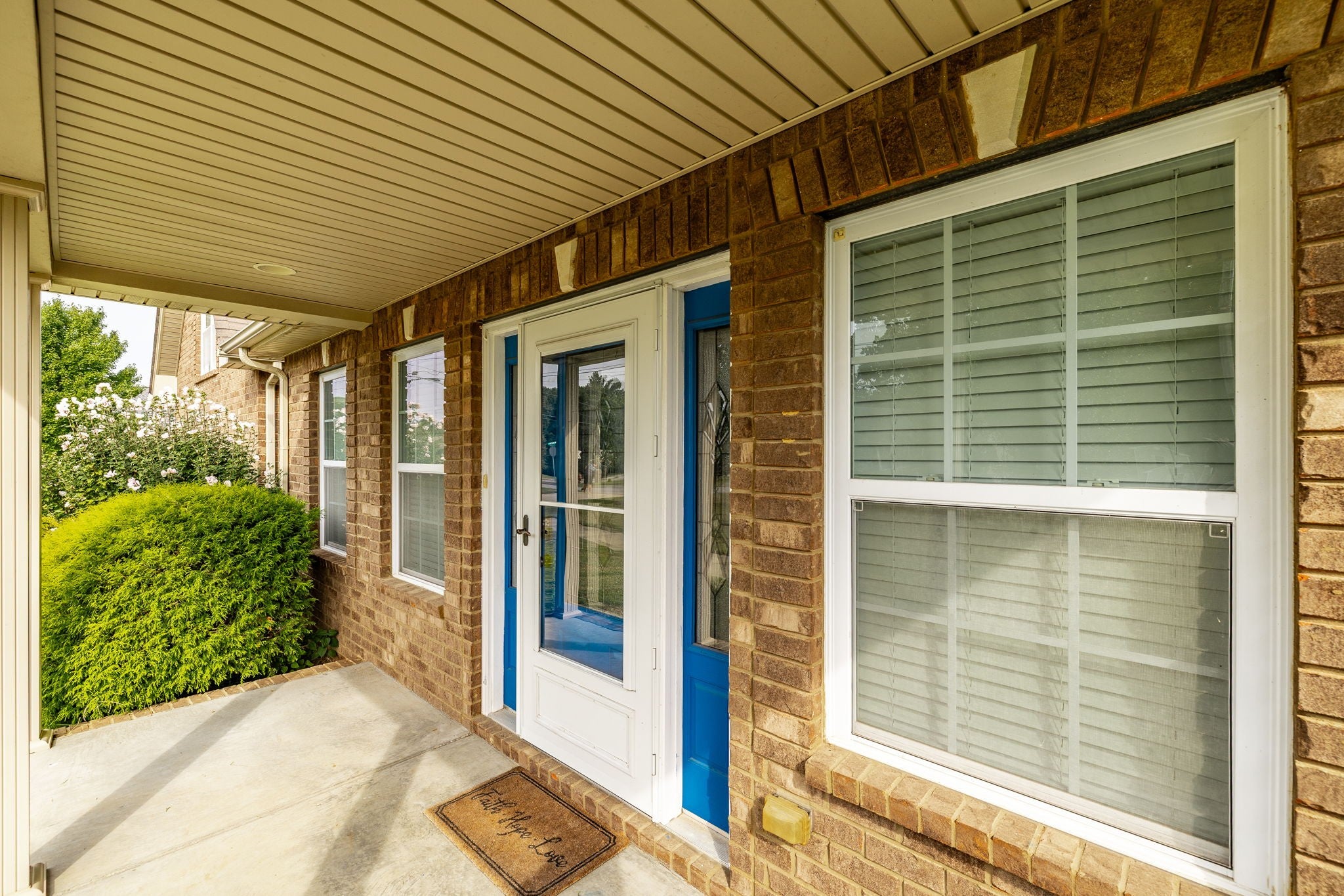 1364 Eastland Dr