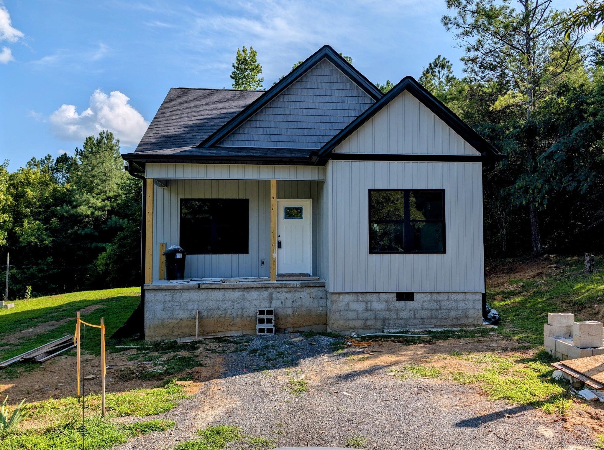 1425 Horns Creek Road