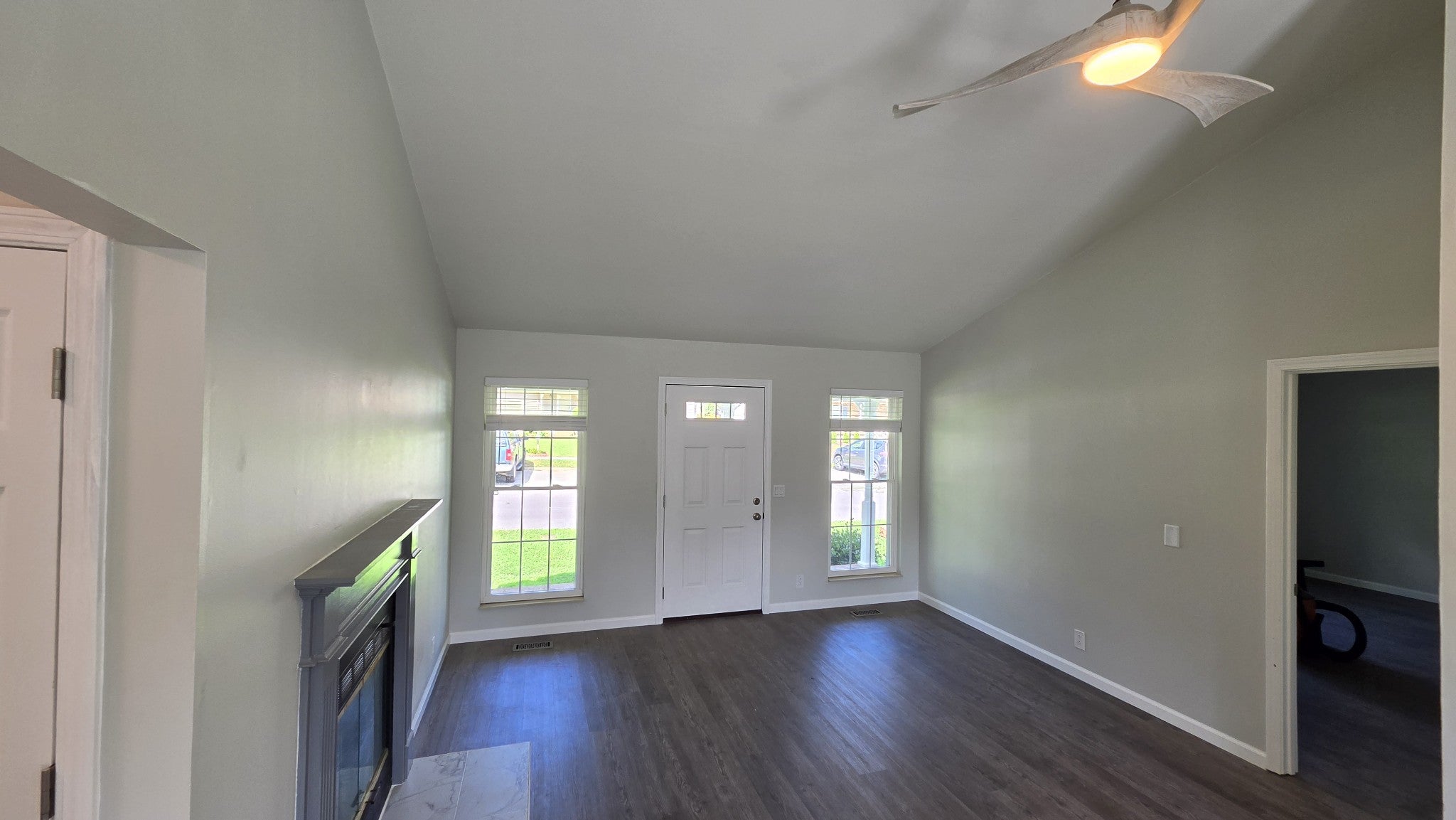106 Newcastle Ct
