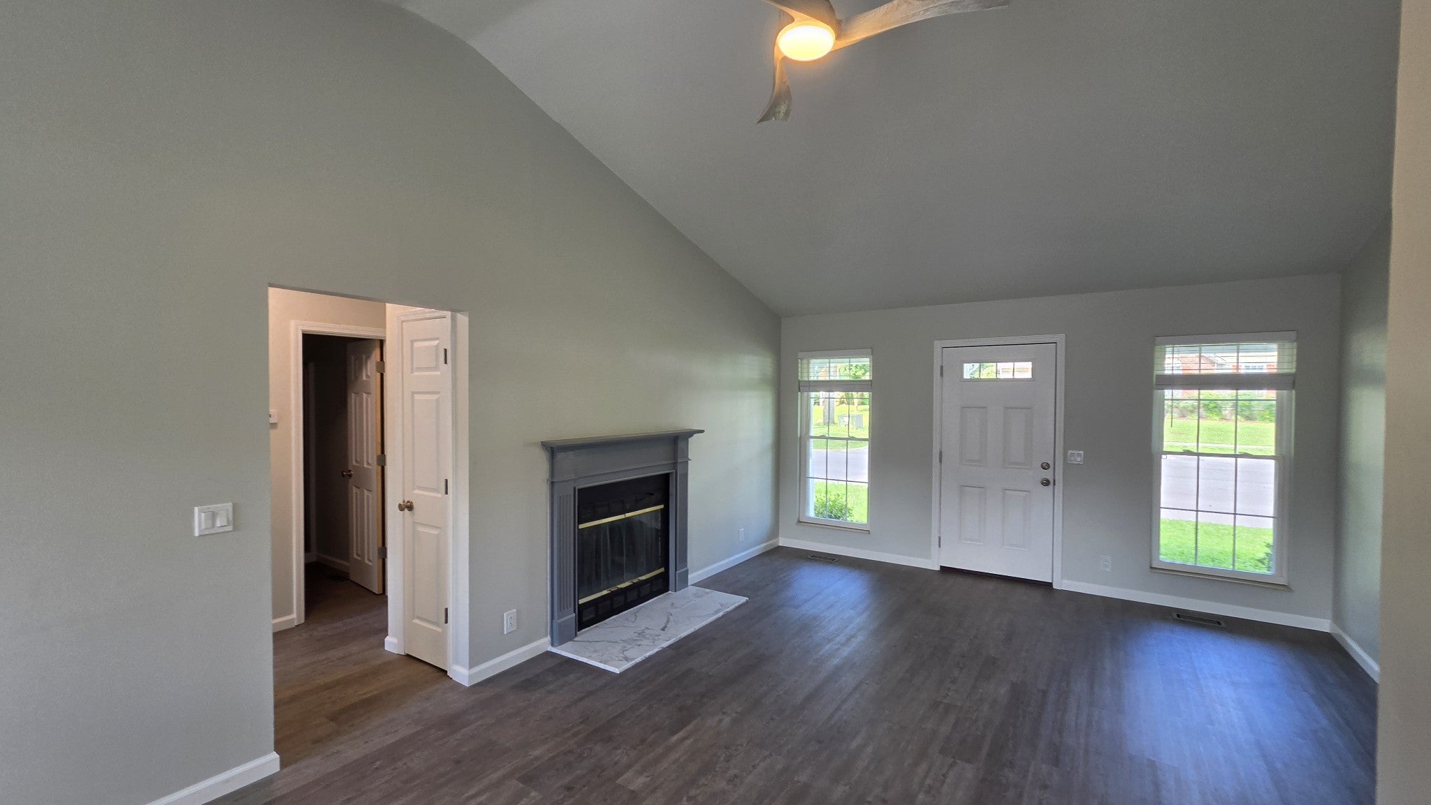 106 Newcastle Ct