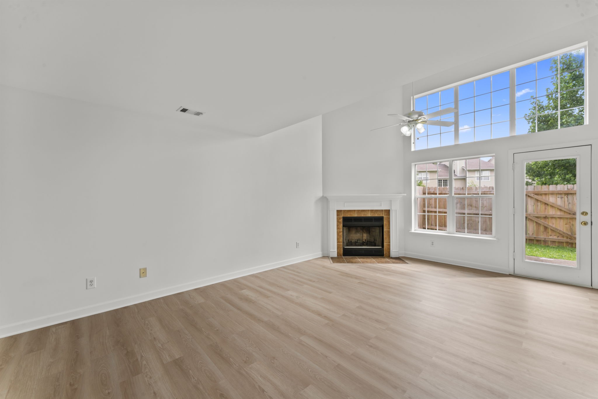 704 Heath Pl