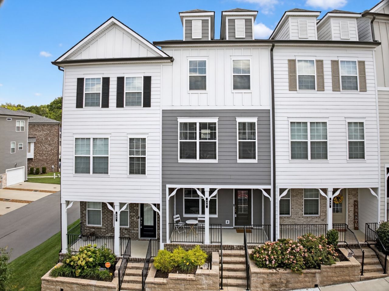 439 Portsdale Dr