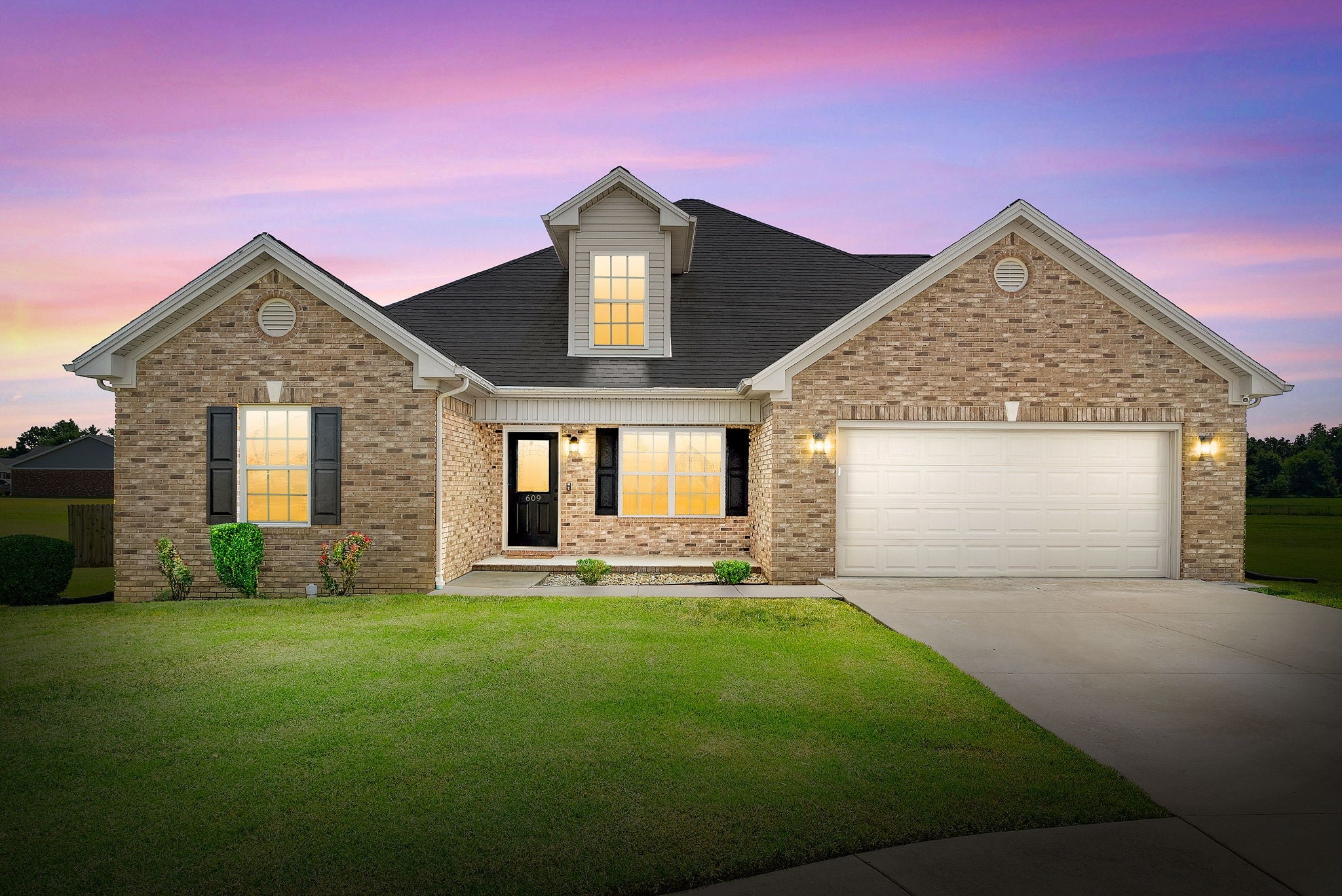 609 Summerset Pl