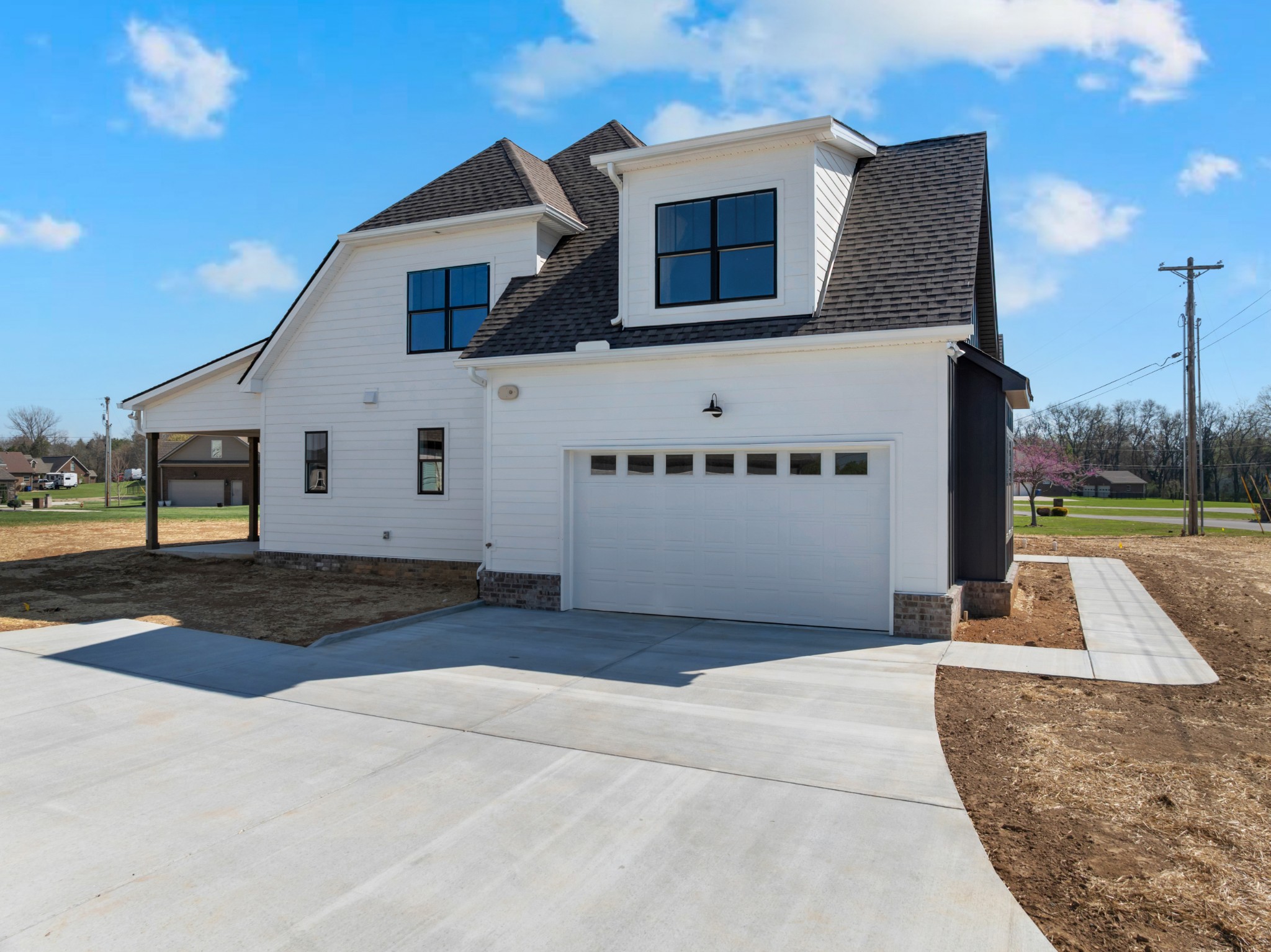 800 Apple Blossom Trail