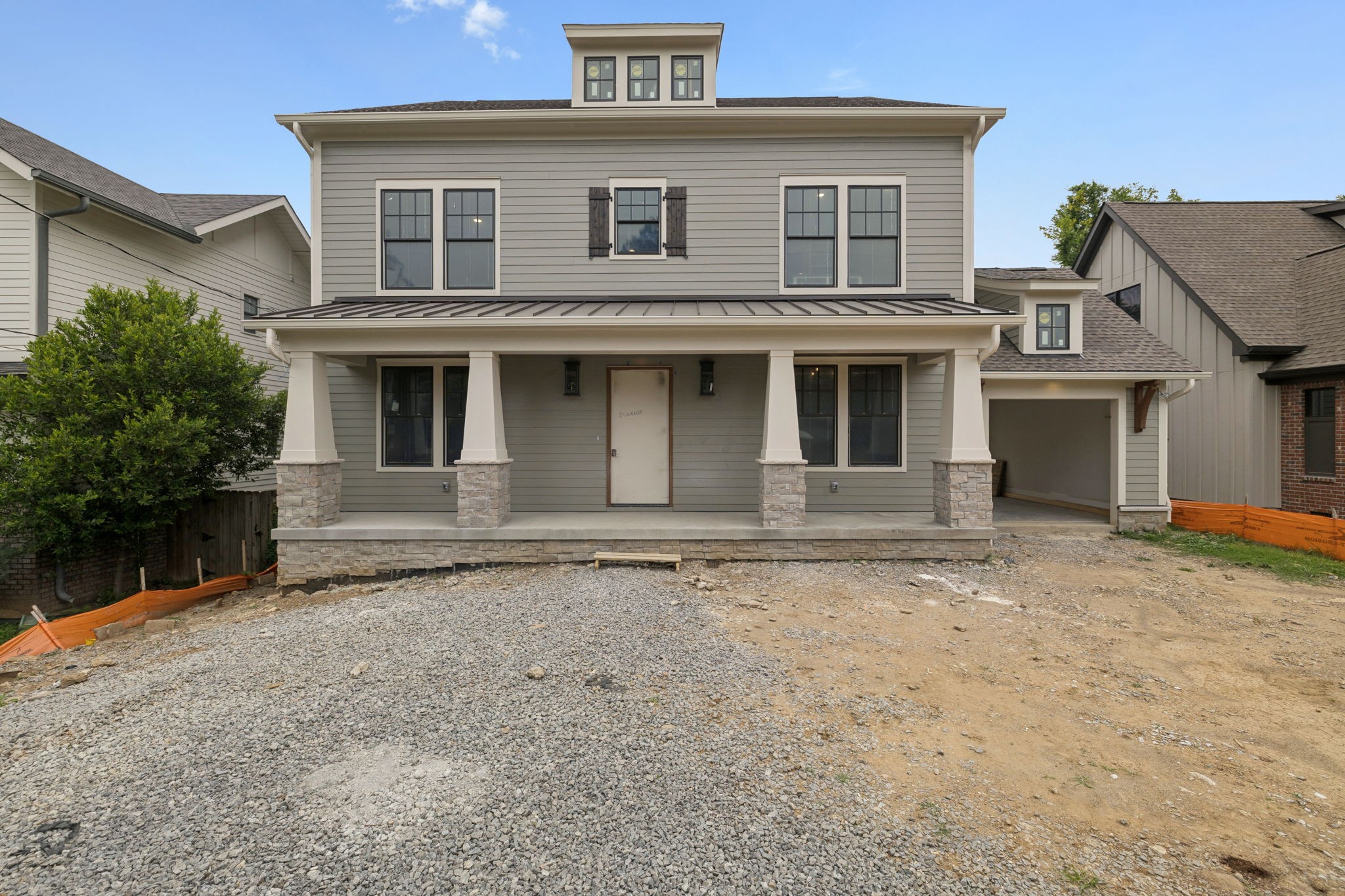 214 38th Ave N