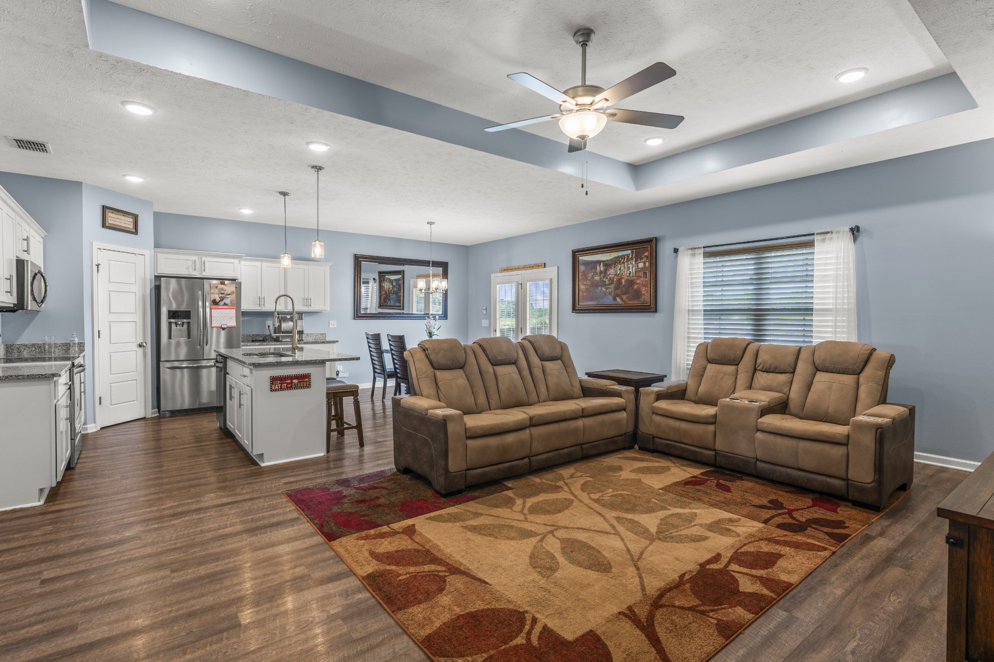 579 Mimosa Dr
