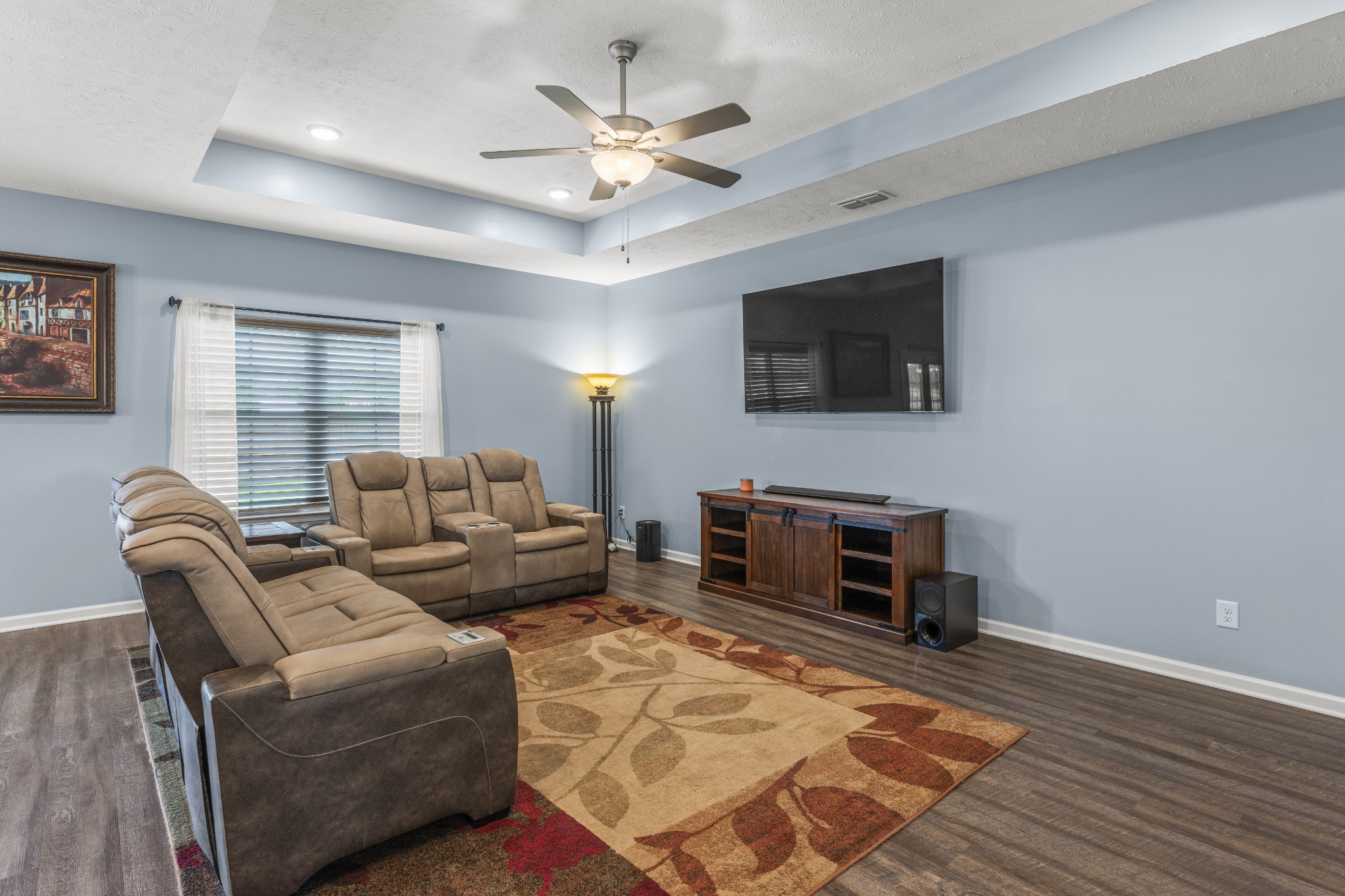 579 Mimosa Dr