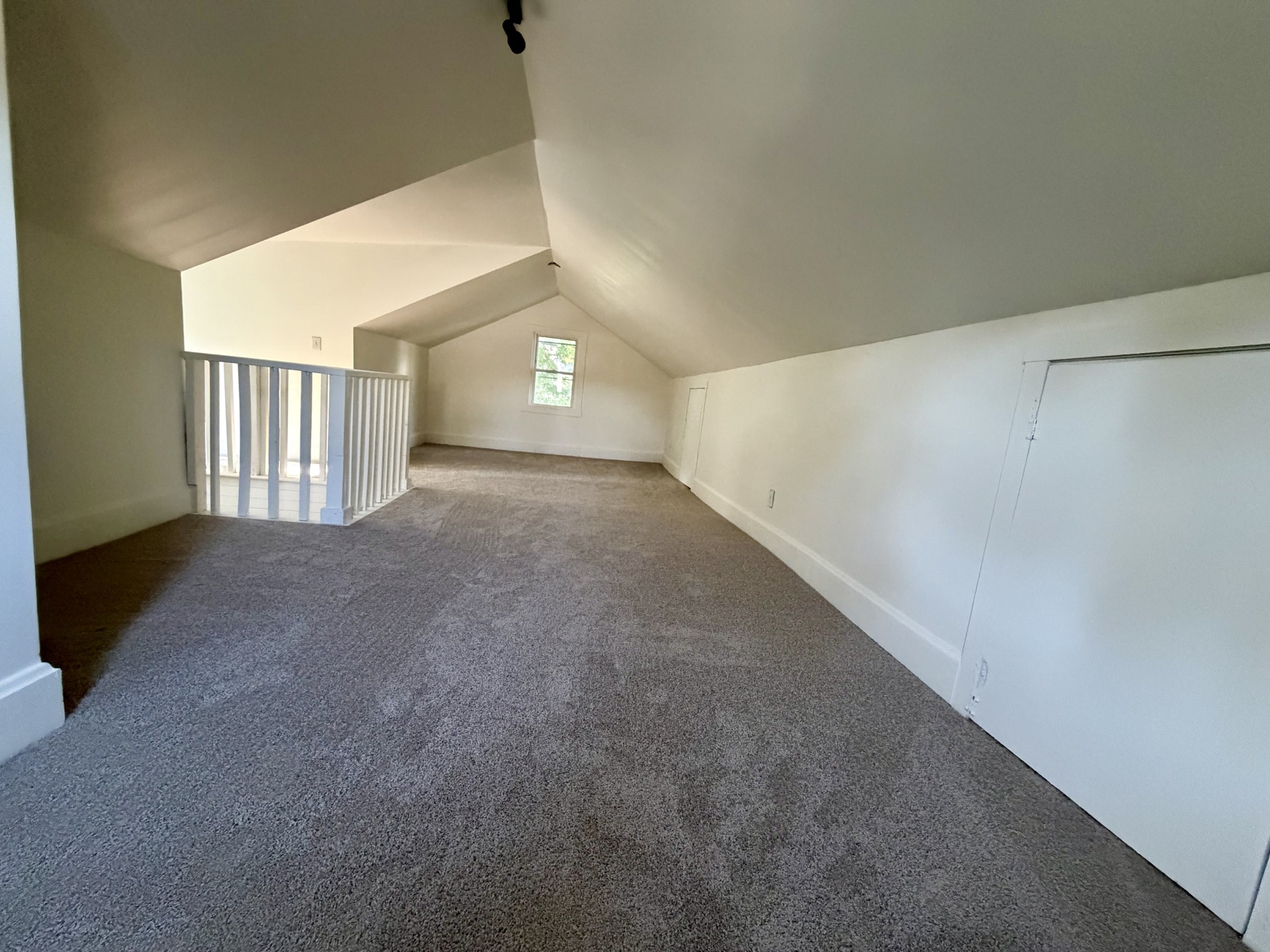 1602 Columbia Ave