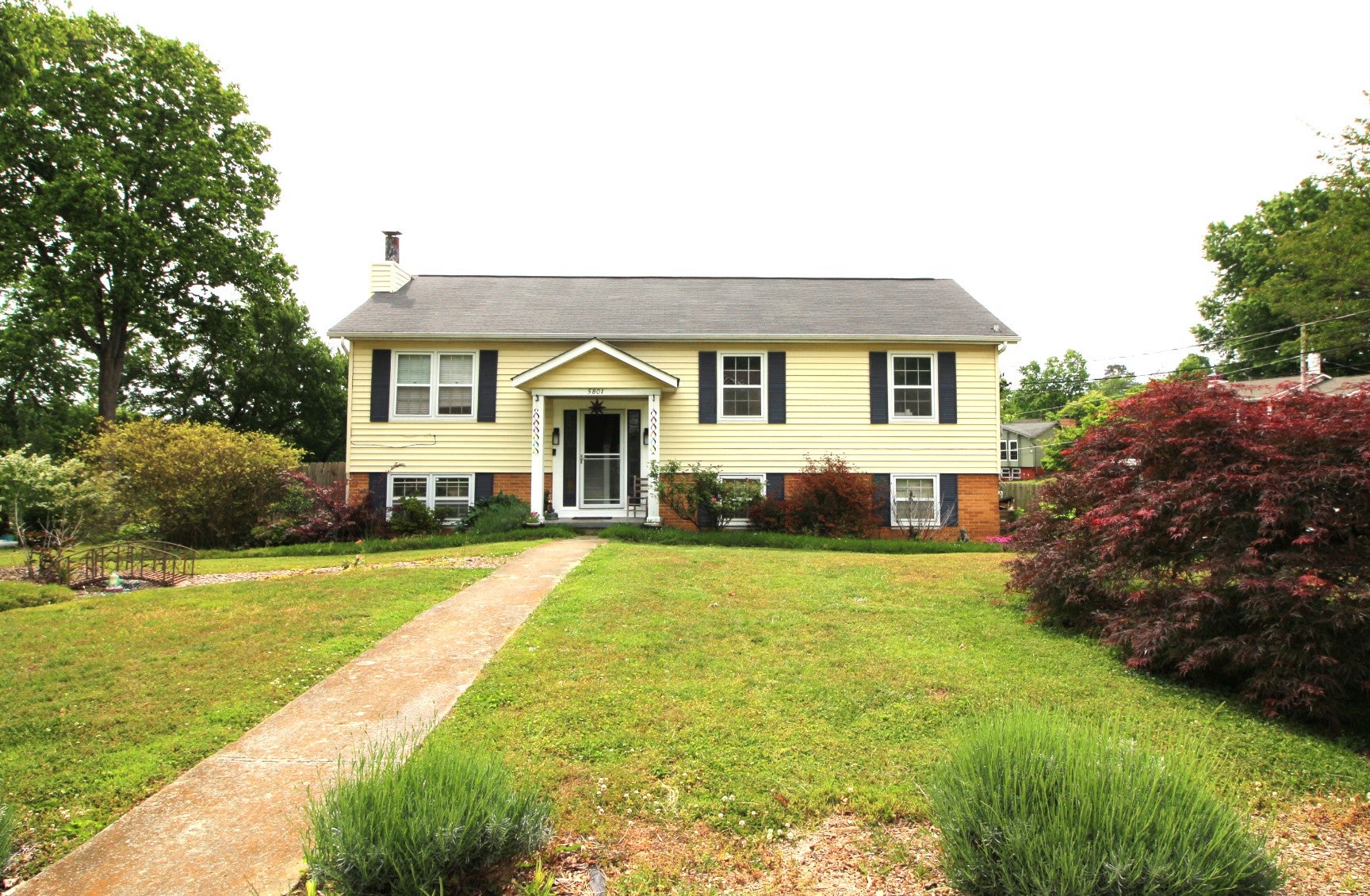 5801 Outer Dr