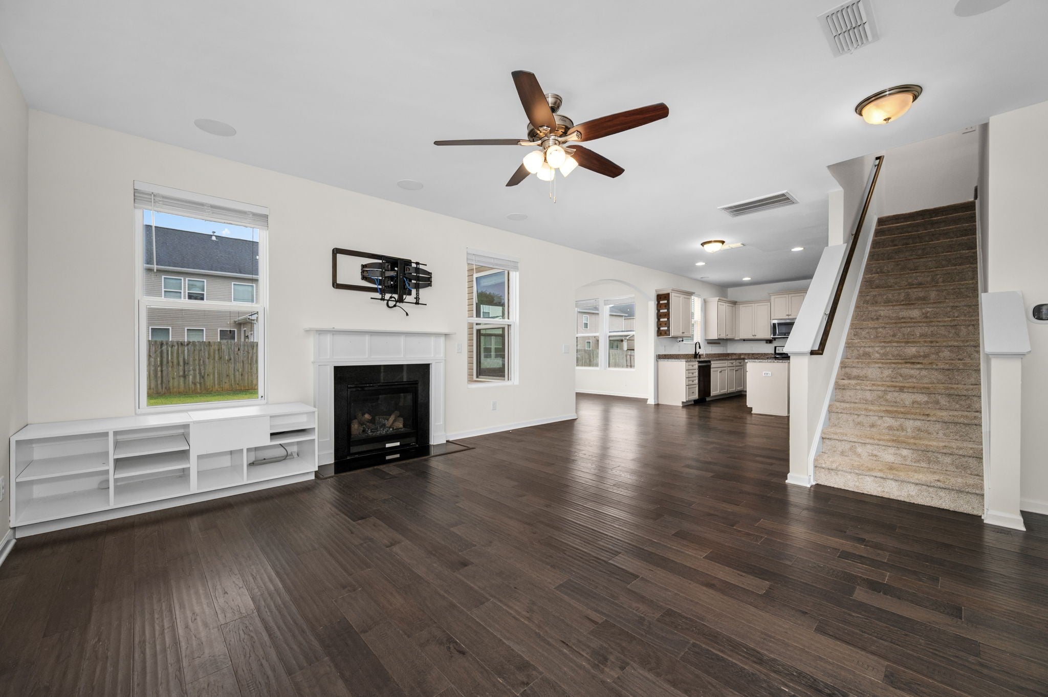 2505 Miranda Dr
