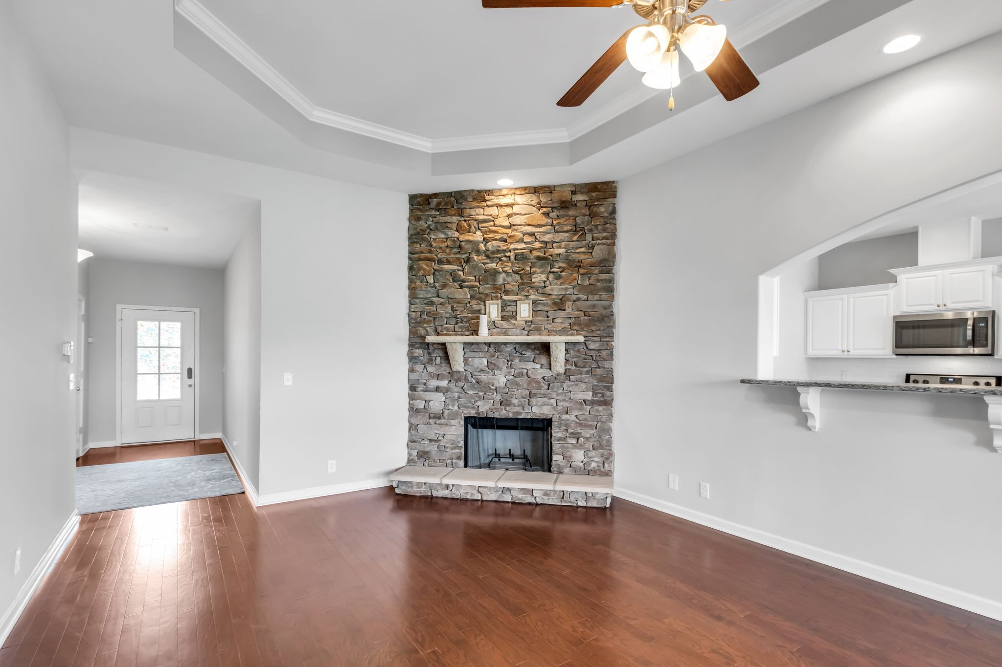 3139 Mapleside Ln