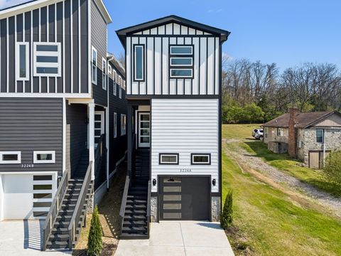 3224A Curtis St Nashville TN 37218