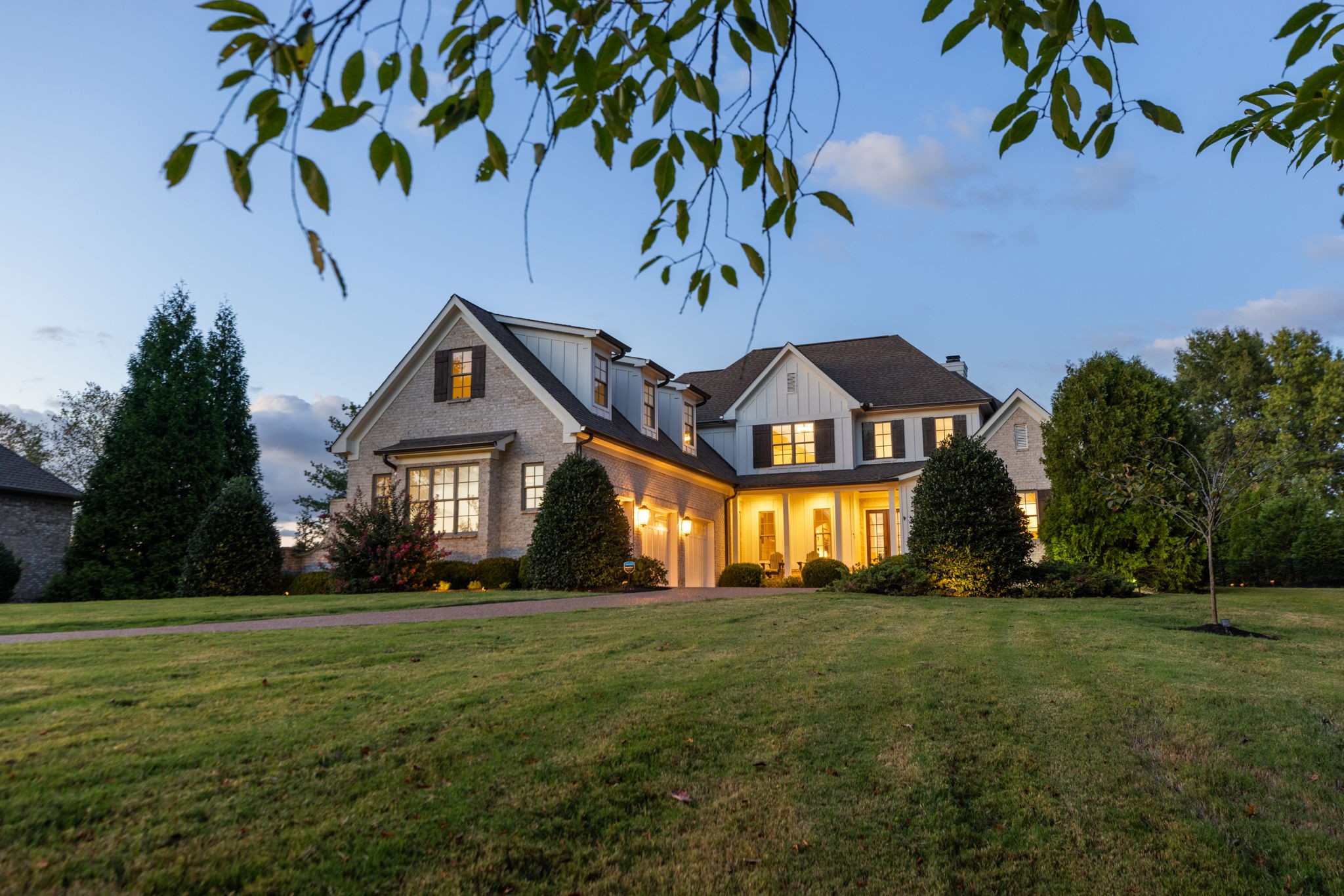 1000 Chapel Lake Cir