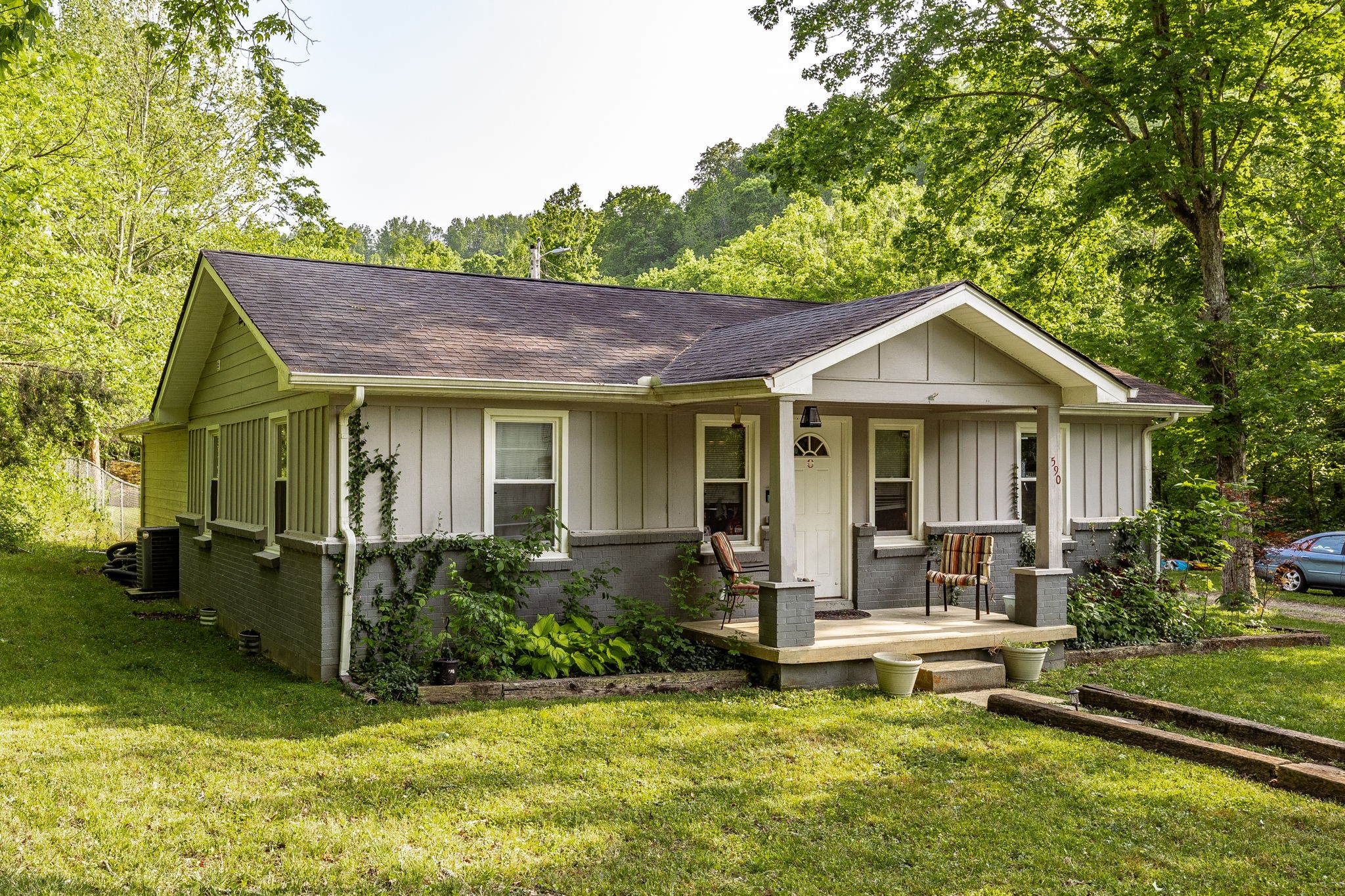 590 Leath Chapel Rd