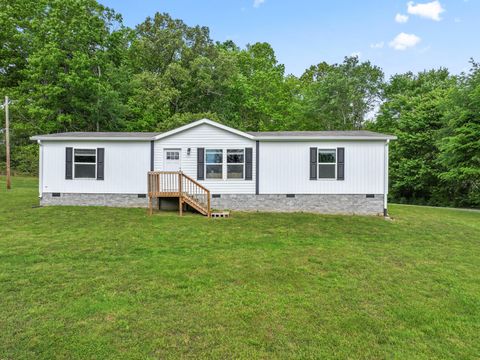 306 Drake Lane Summertown TN 38483