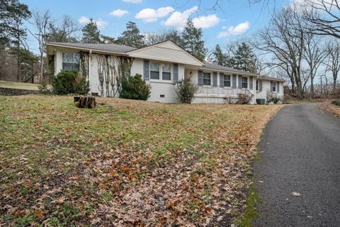4542 Shys Hill Rd Nashville TN 37215