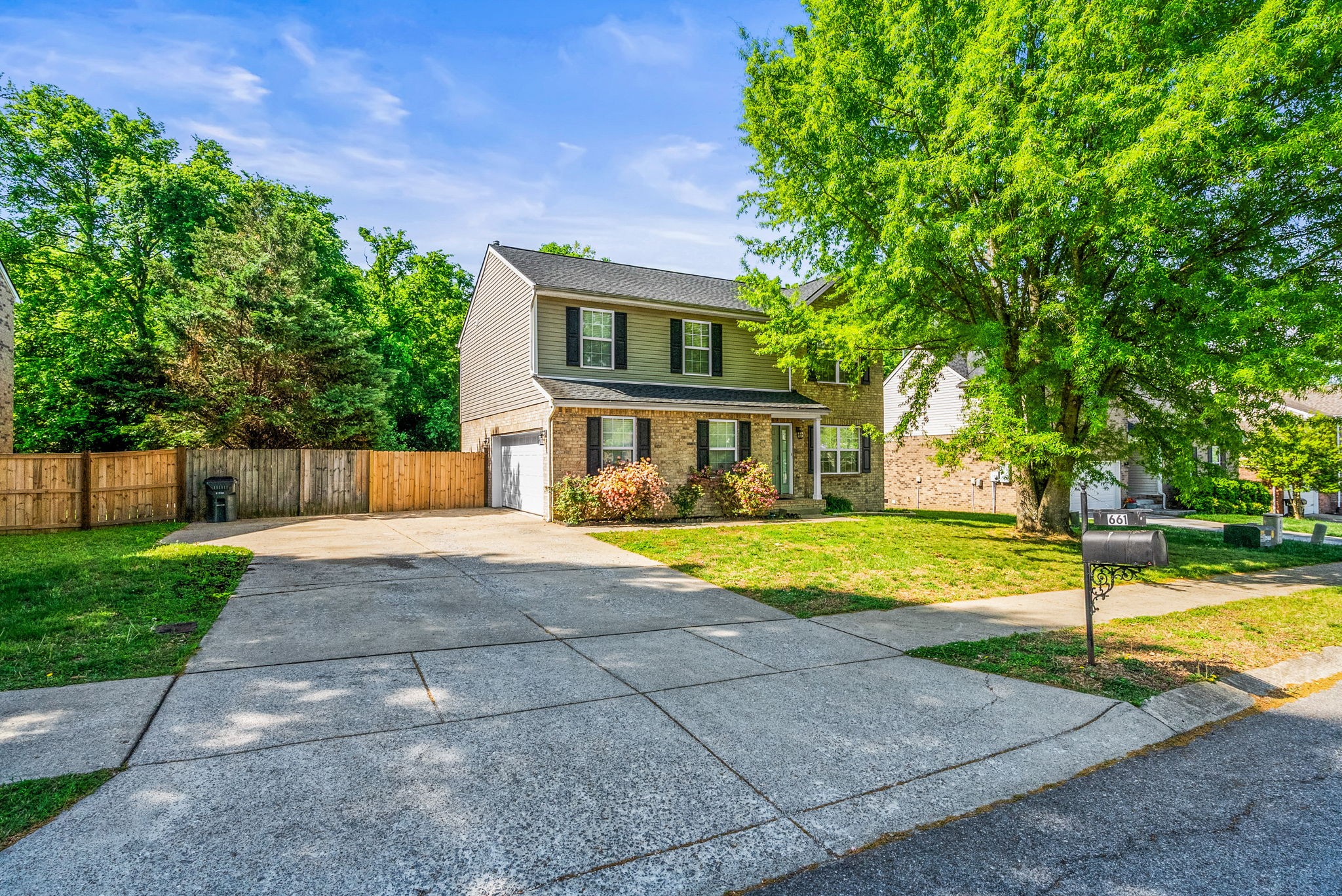 661 Smoky Mountains Dr