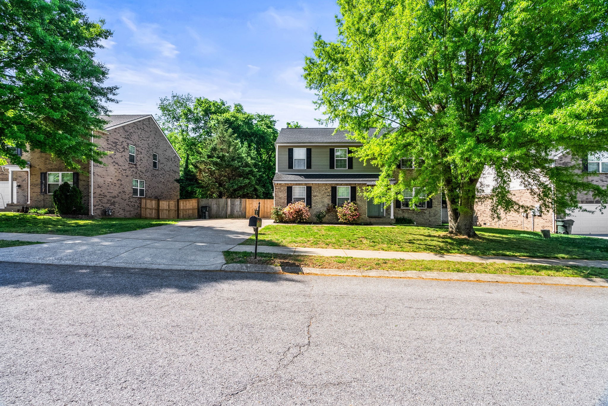 661 Smoky Mountains Dr