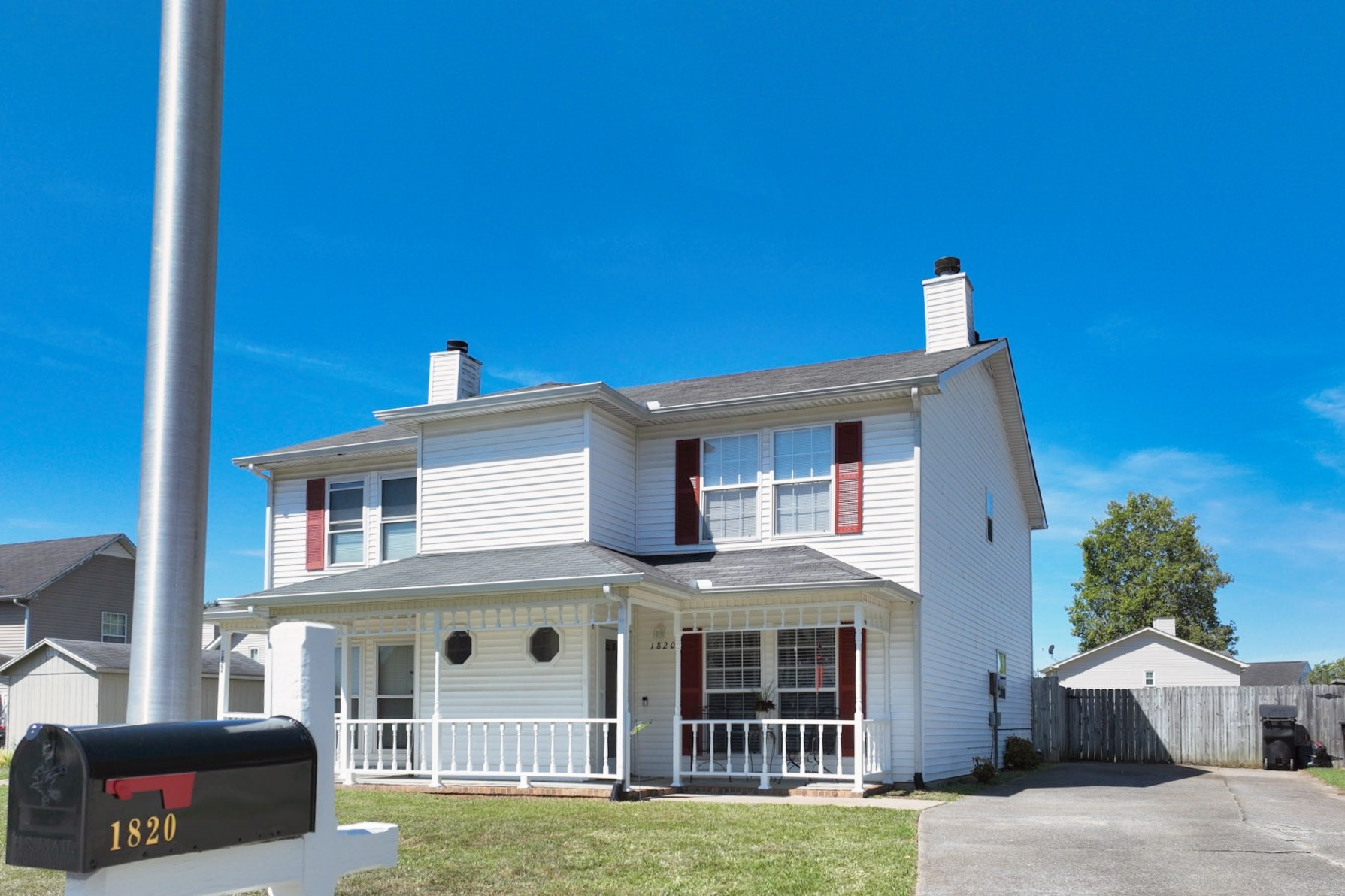 1820 Violet Ct