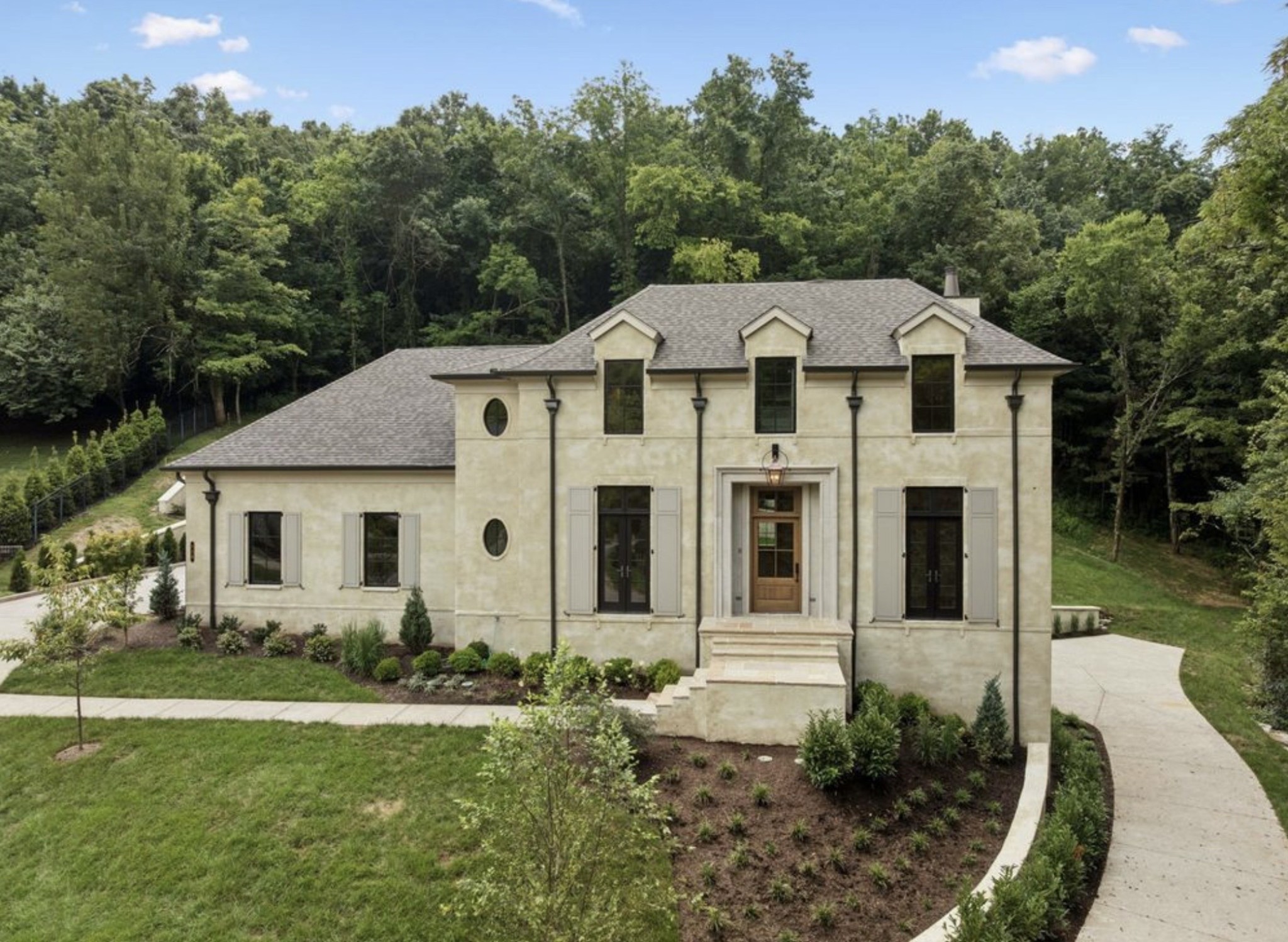 116 Earlham Ct