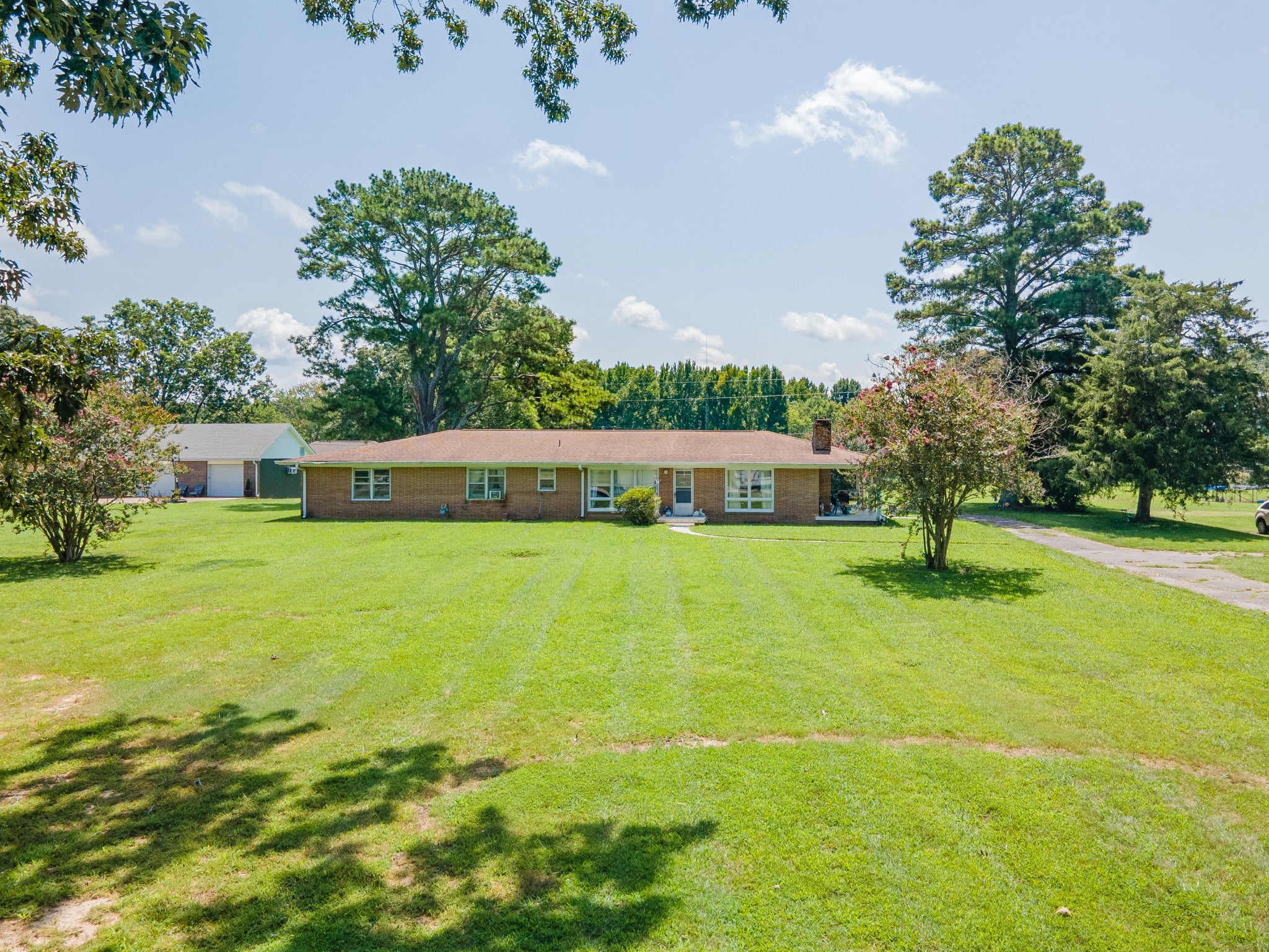 3682 Hwy 43 S
