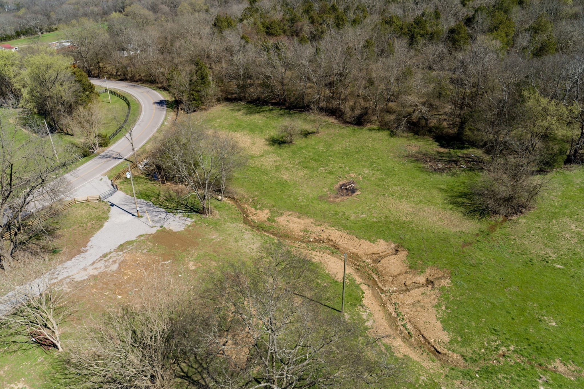 6876 Giles Hill Rd