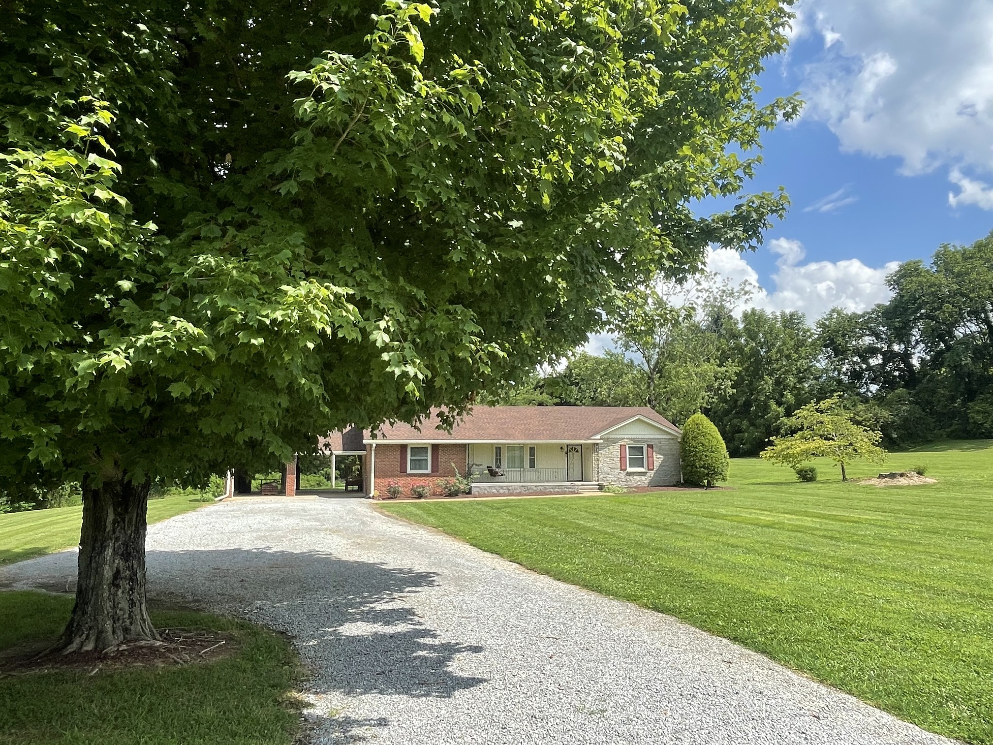4467 Highway 431 N